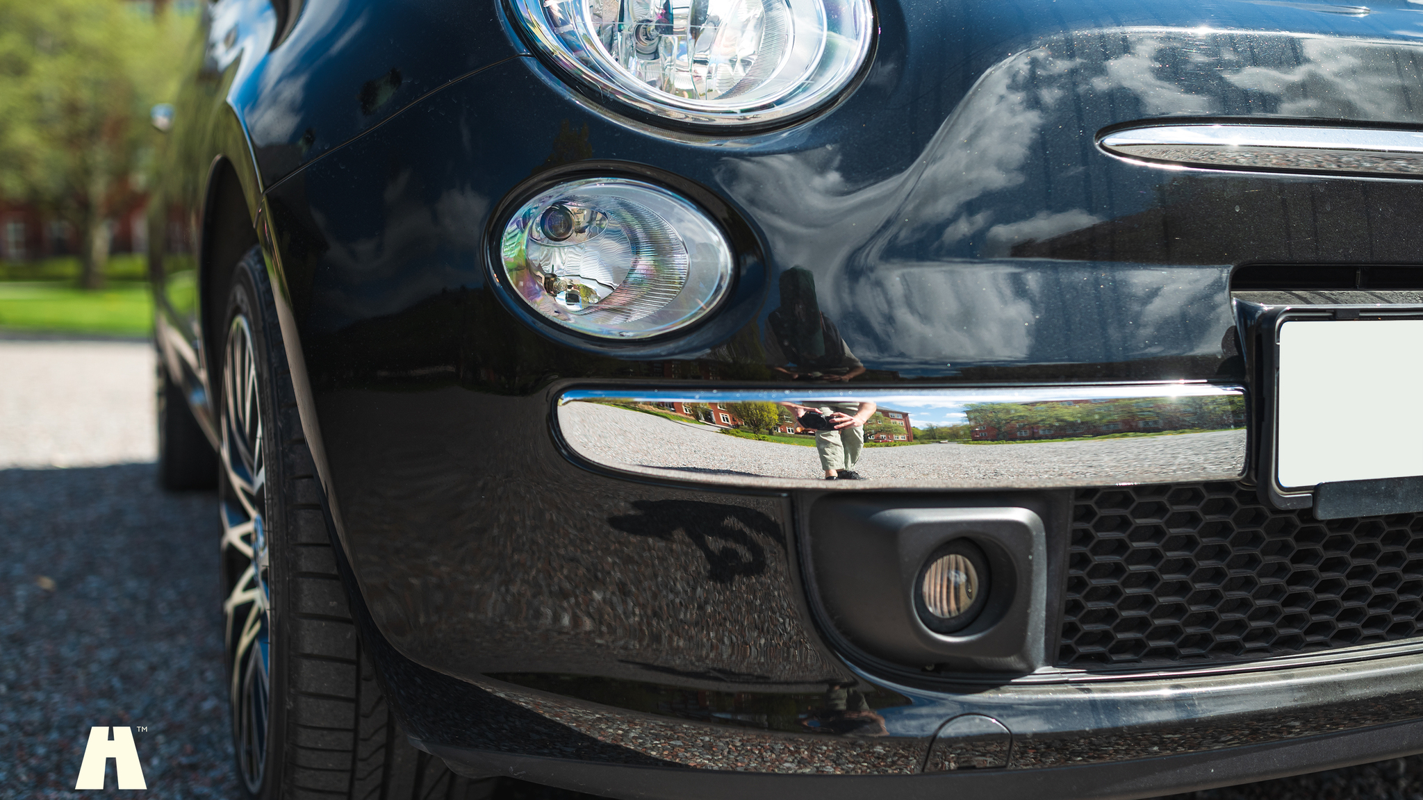 Exterior image of 2012 FIAT 500 GUCCI