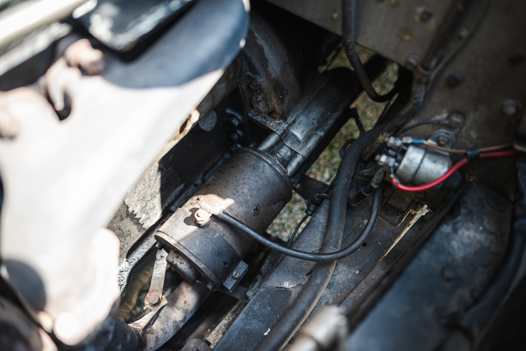 Image of 1950 Bentley 4 1/4 Litre mechanics