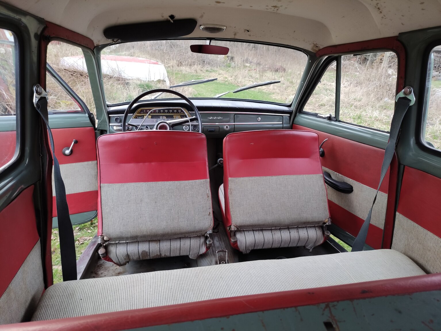 Interiörbild 1960 Volvo P210 Duett
