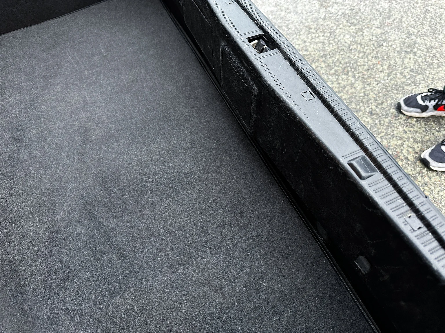 Interior image of 1993 Mercedes-Benz E 320 "AMG" (66)