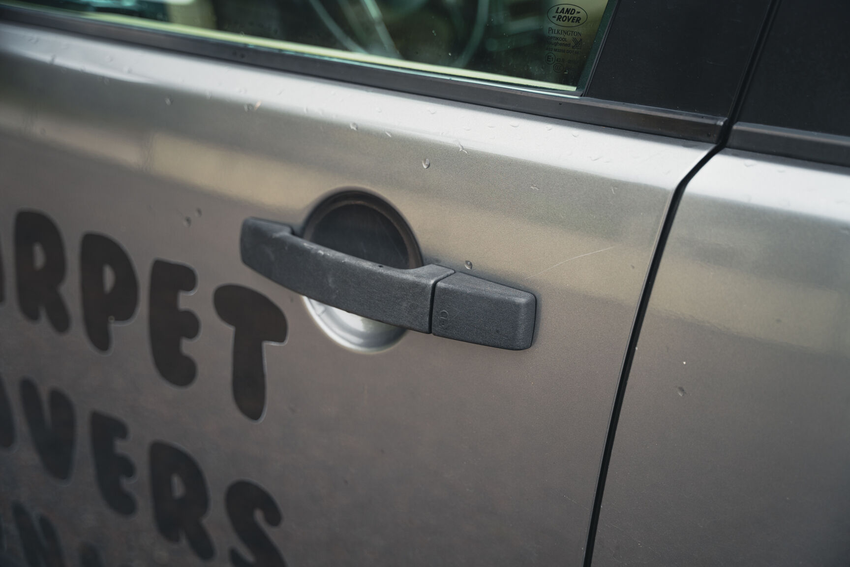 Exterior image of 2008 Land Rover Discovery TDV6 SE (41)