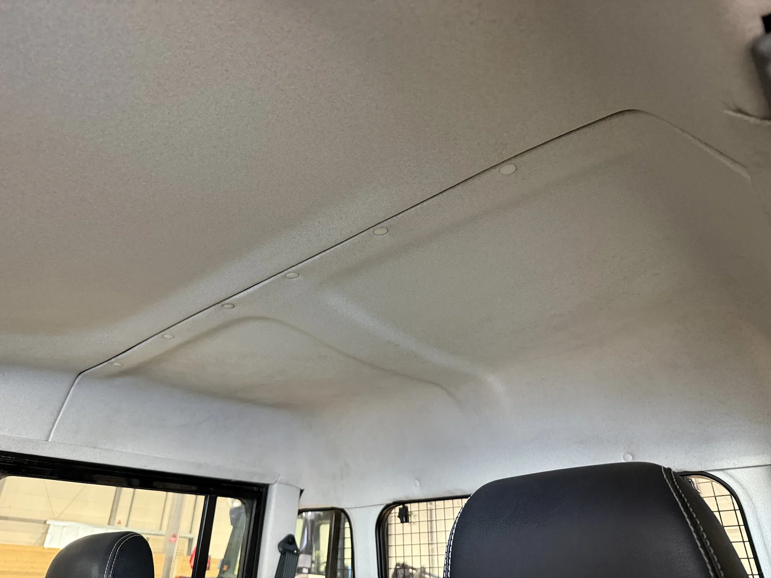 Interior image of 2000 Land Rover Defender 110 Tomb Raider (10)