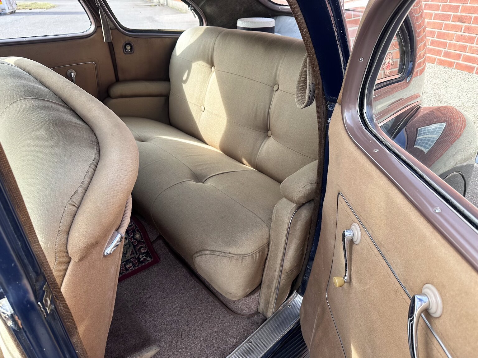 Interior image of 1938 Lincoln Zephyr Sedan V12