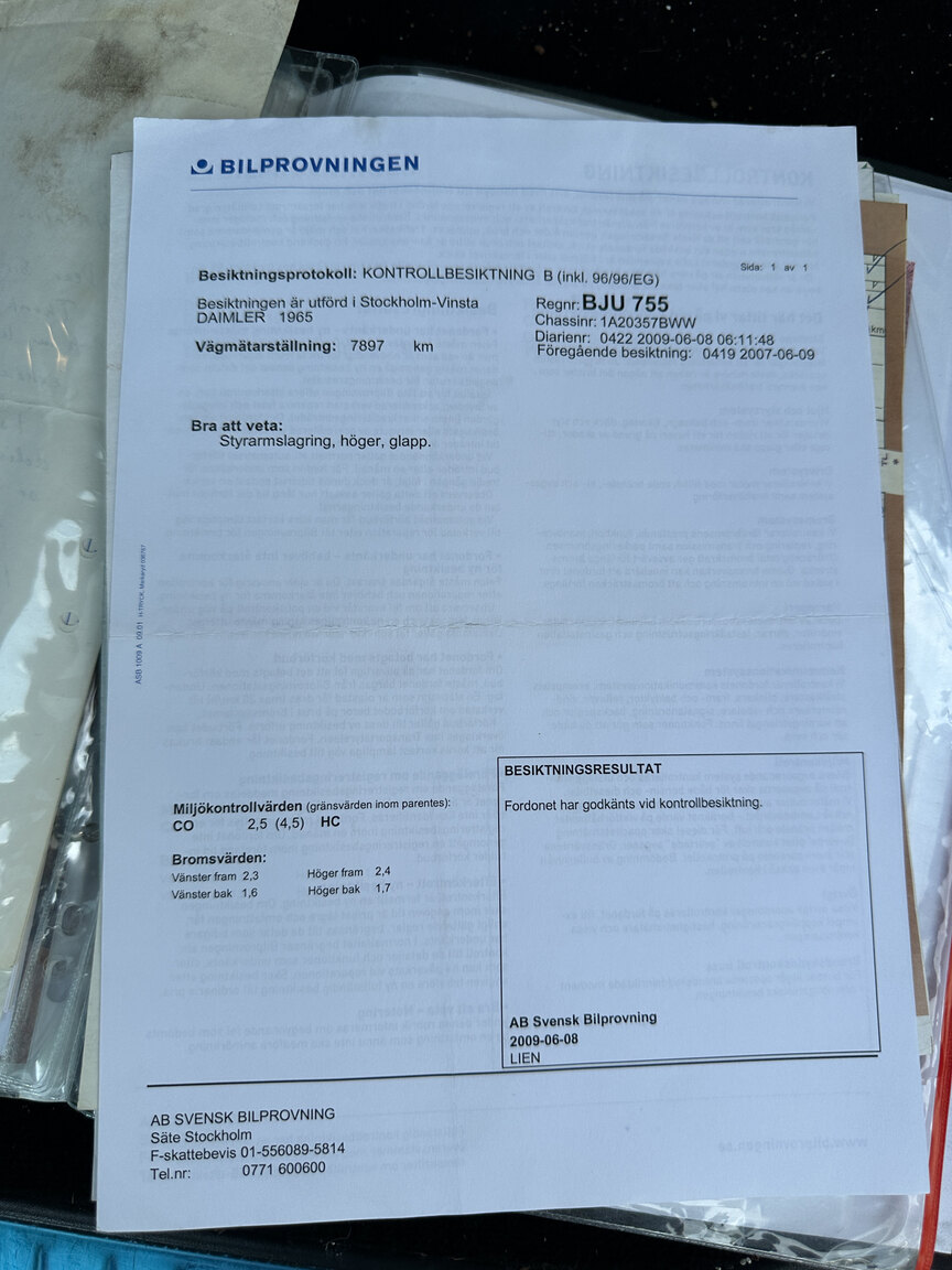 Documentation for 1965 Daimler 250 V8