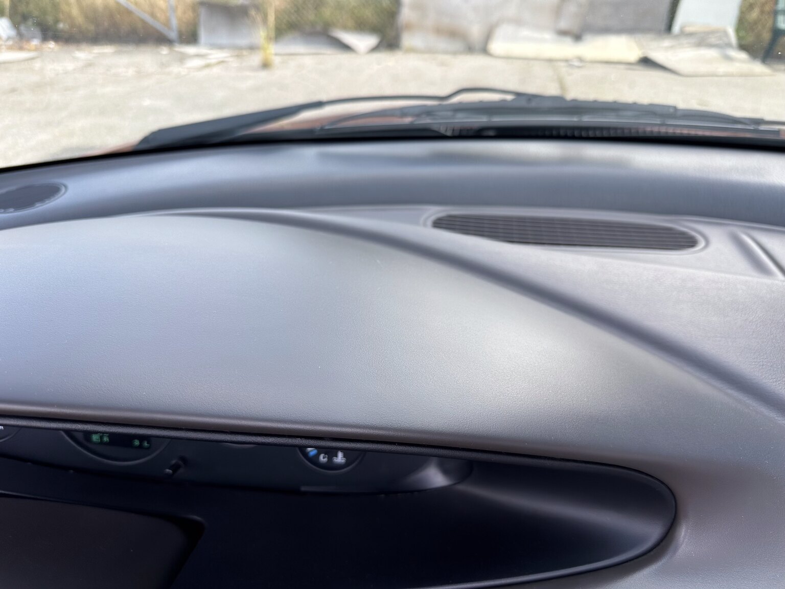 Innenraumfoto von 1996 Chrysler Stratus Cabriolet