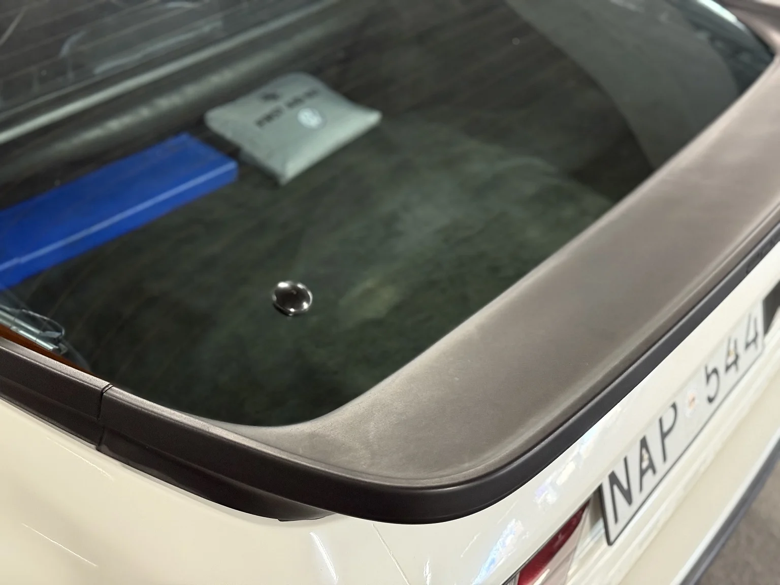 Aussenfoto 1984 PORSCHE 944 Targa (59)