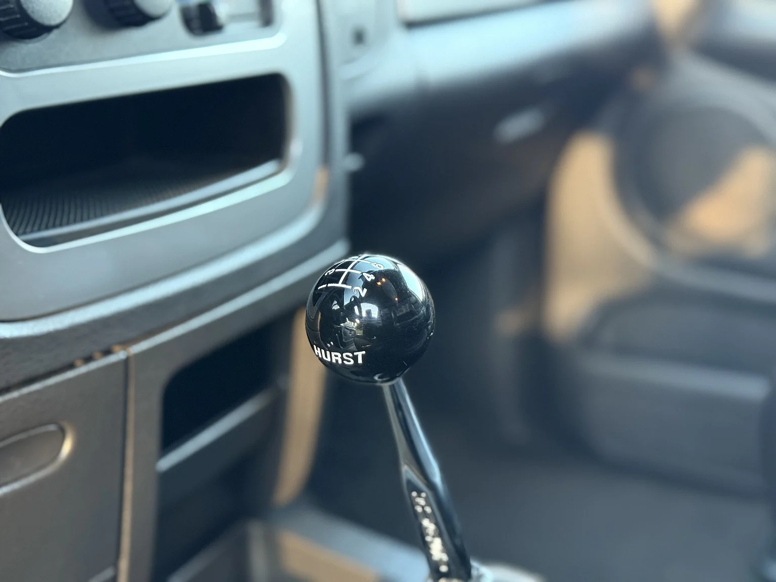 Interiörbild 2004 Dodge Ram SRT-10 (5)