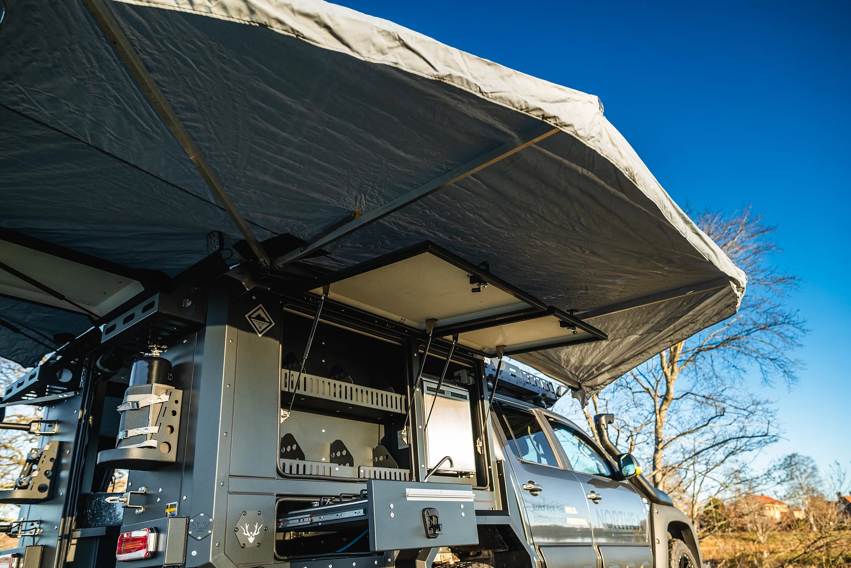 Exterior image of 2020 Northea Camper Expedition Volkswagen Amarok (23)