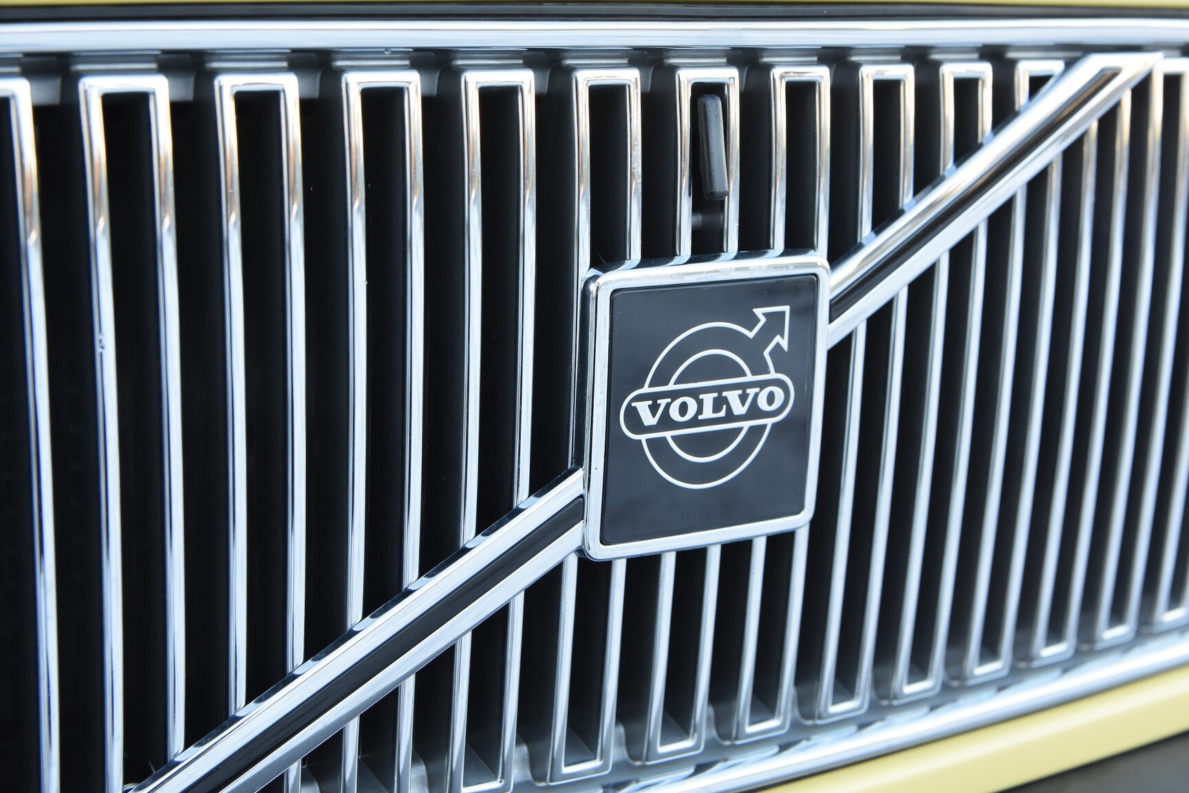 Exterior image of 1995 Volvo 850 T-5R Kombi
