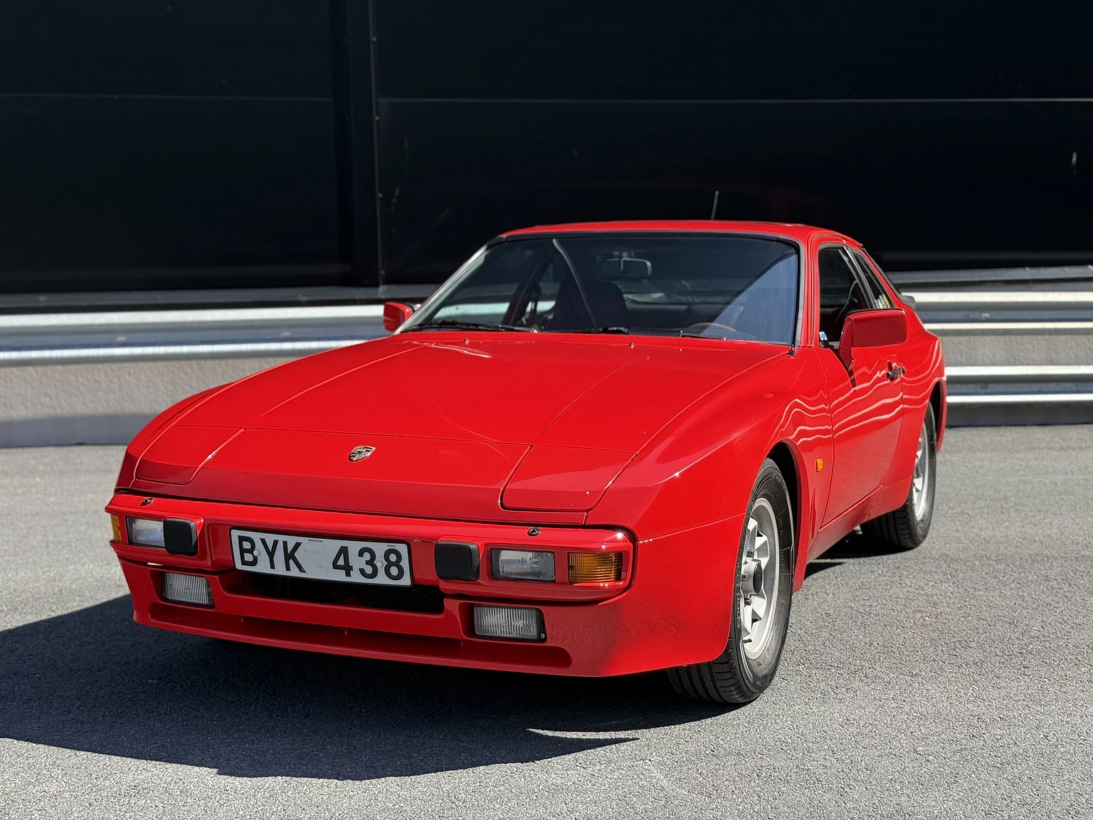 Exteriörbild på 1984 Porsche 944 Targa (3)