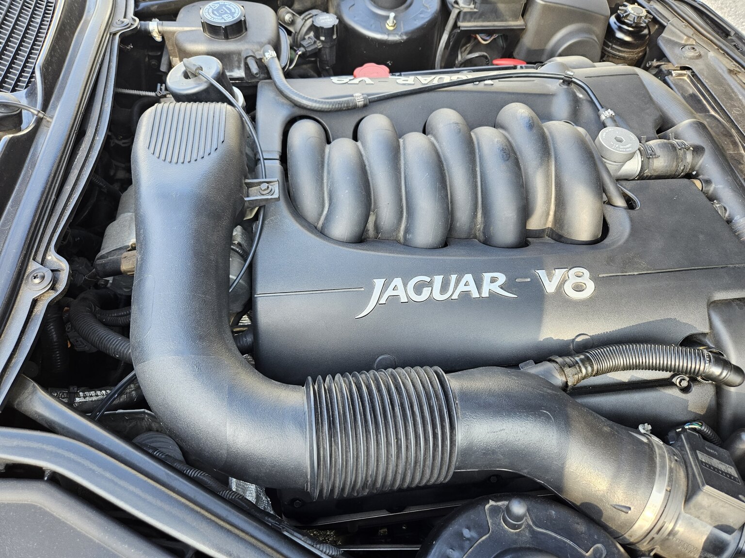 1998 Jaguar XK8 Cabriolet, Mekanik