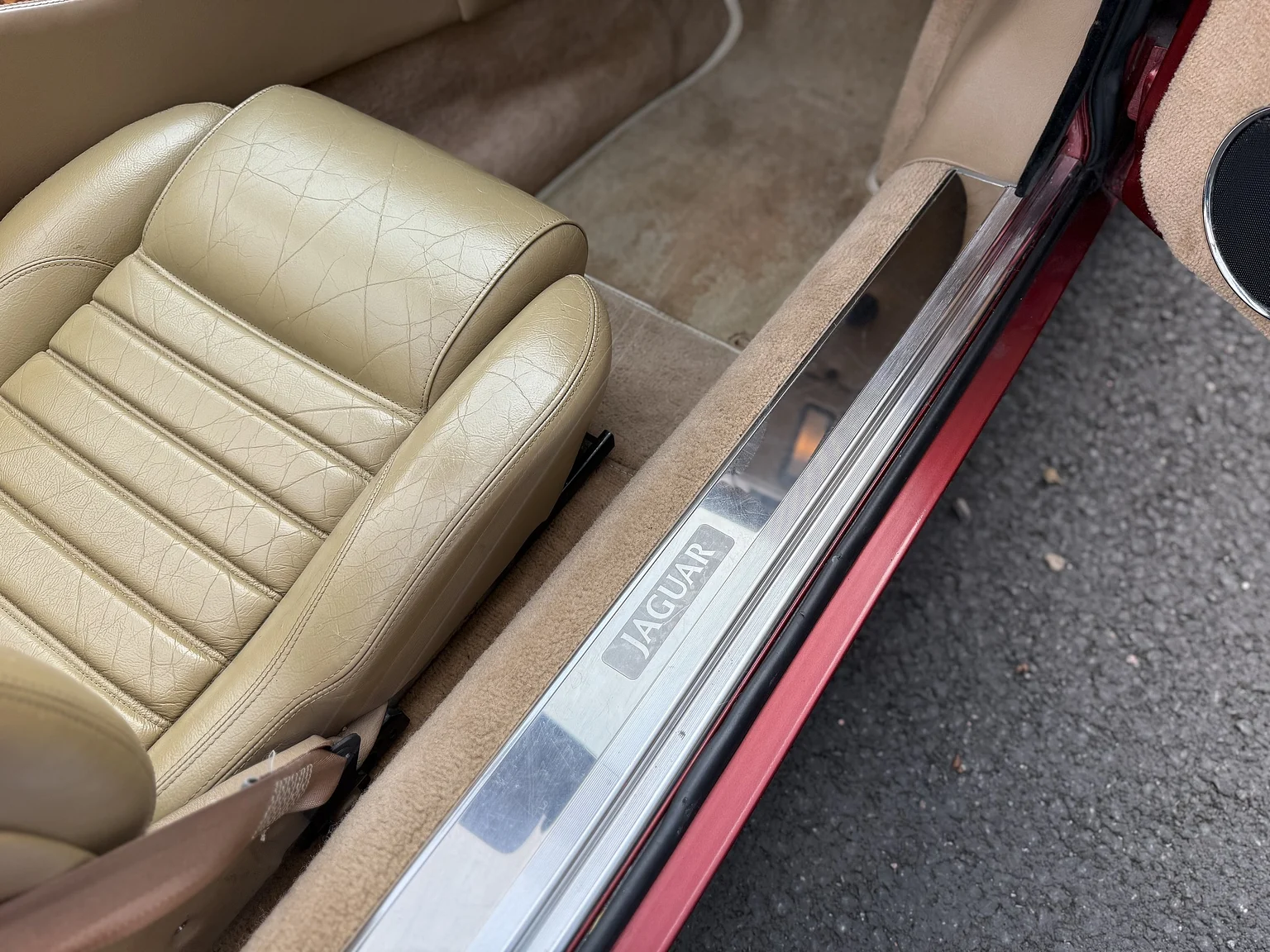 Interior image of 1993 Jaguar XjS Cabriolet (26)
