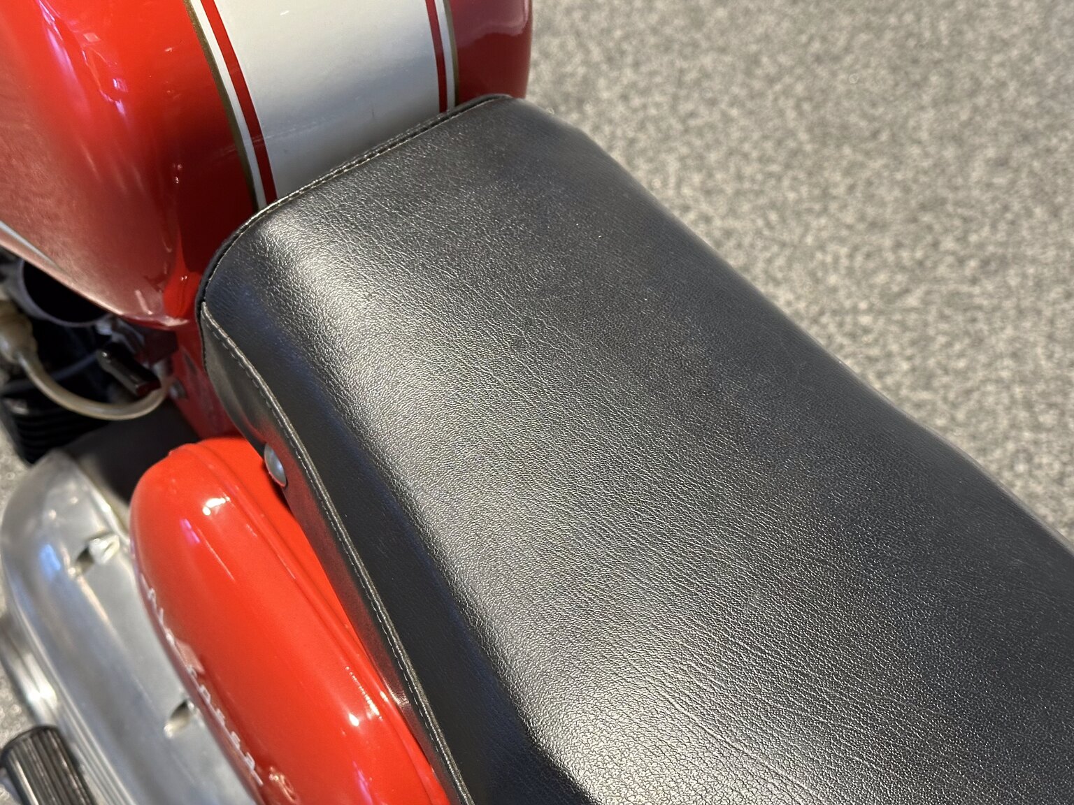 Exterior image of 1963 Aermacchi Harley-Davidson Ala Rossa