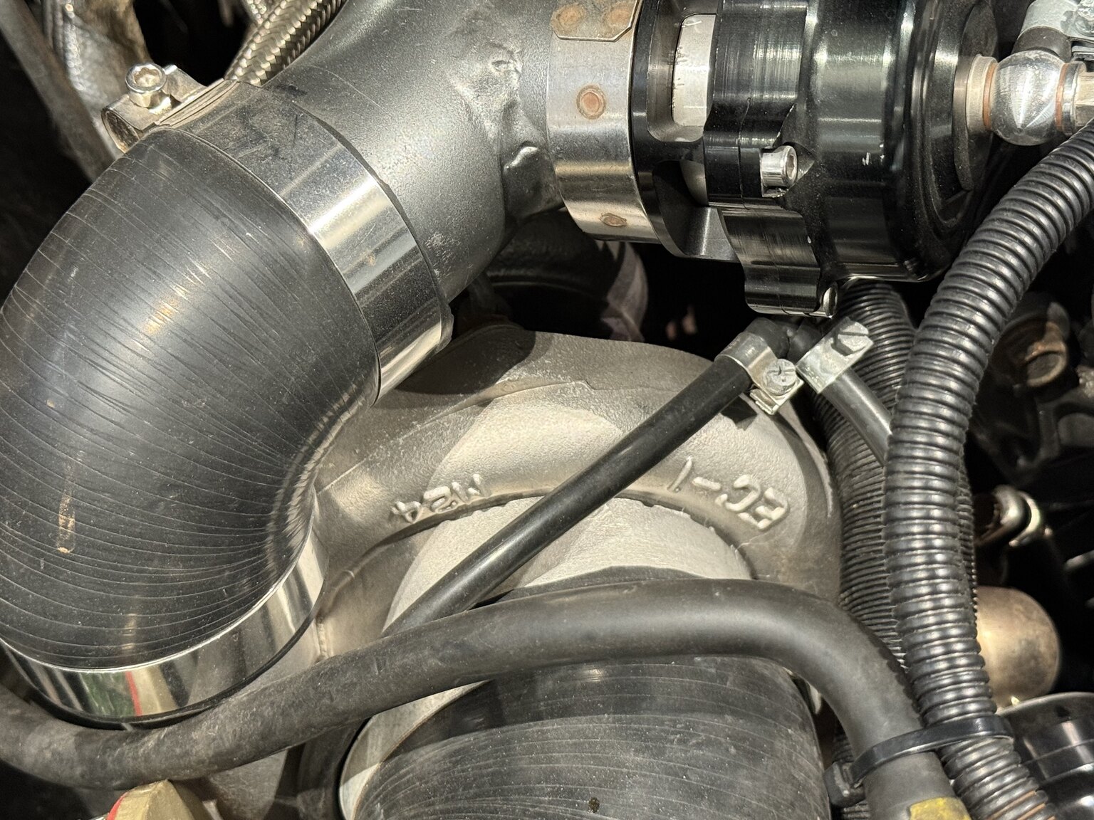 Image of 1992 GMC Typhoon  mechanics