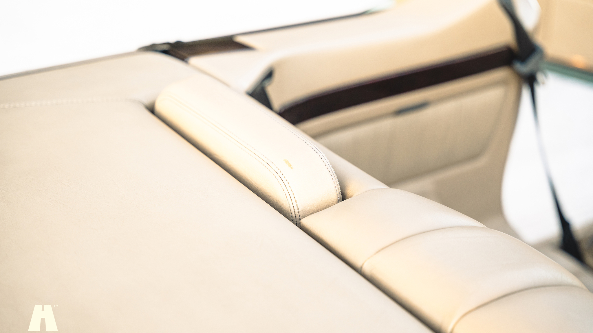 Innenraumfoto von 1995 Mercedes-Benz E320 Cabriolet 