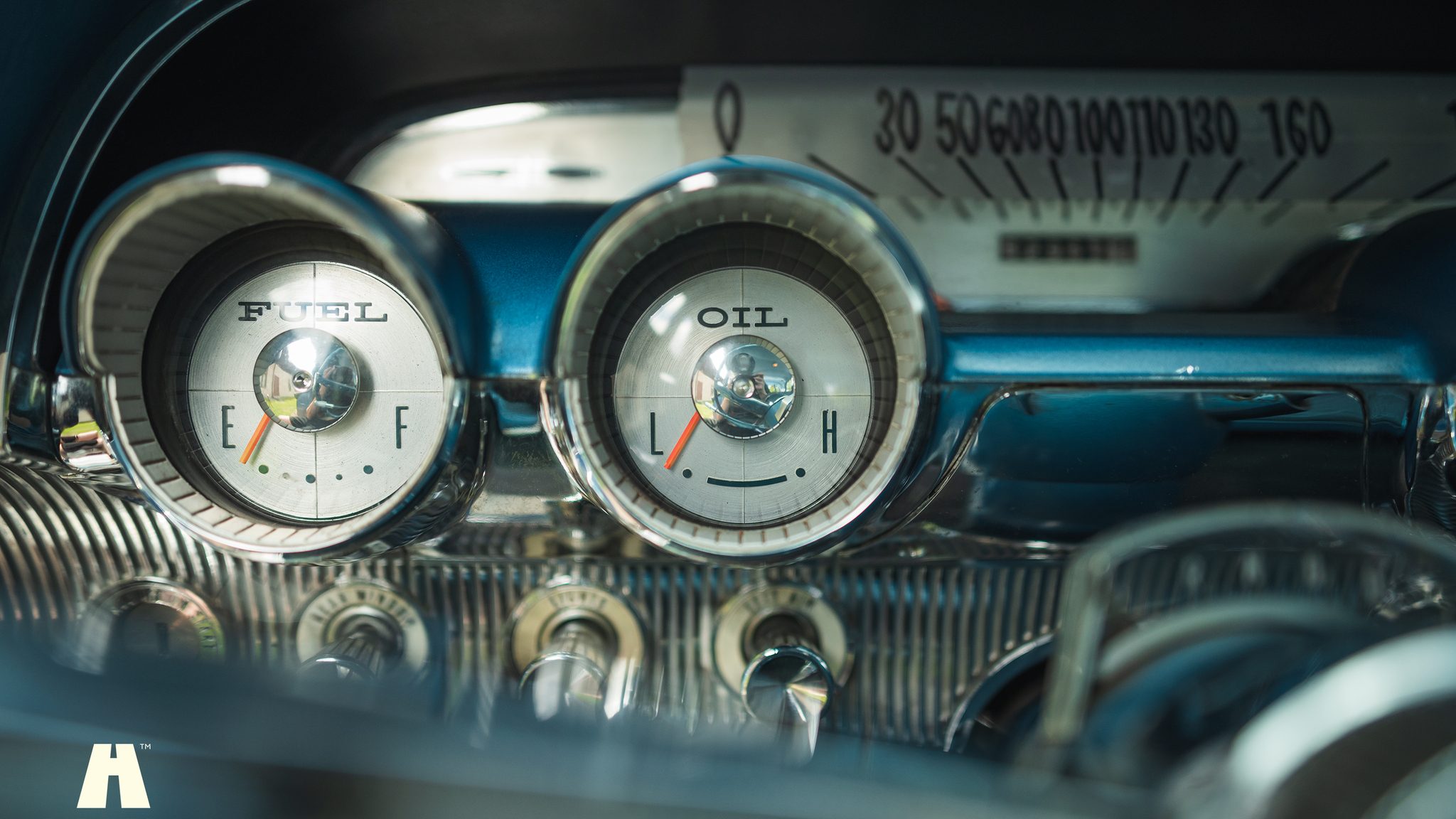 Interior image of 1963 Mercury Monterey Custom 4-door (12)