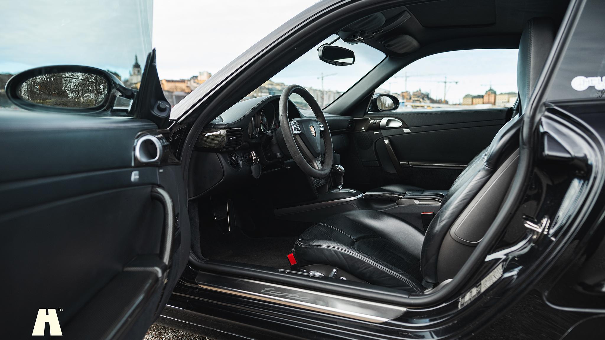 Interiörbild 2007 Porsche 997 Turbo