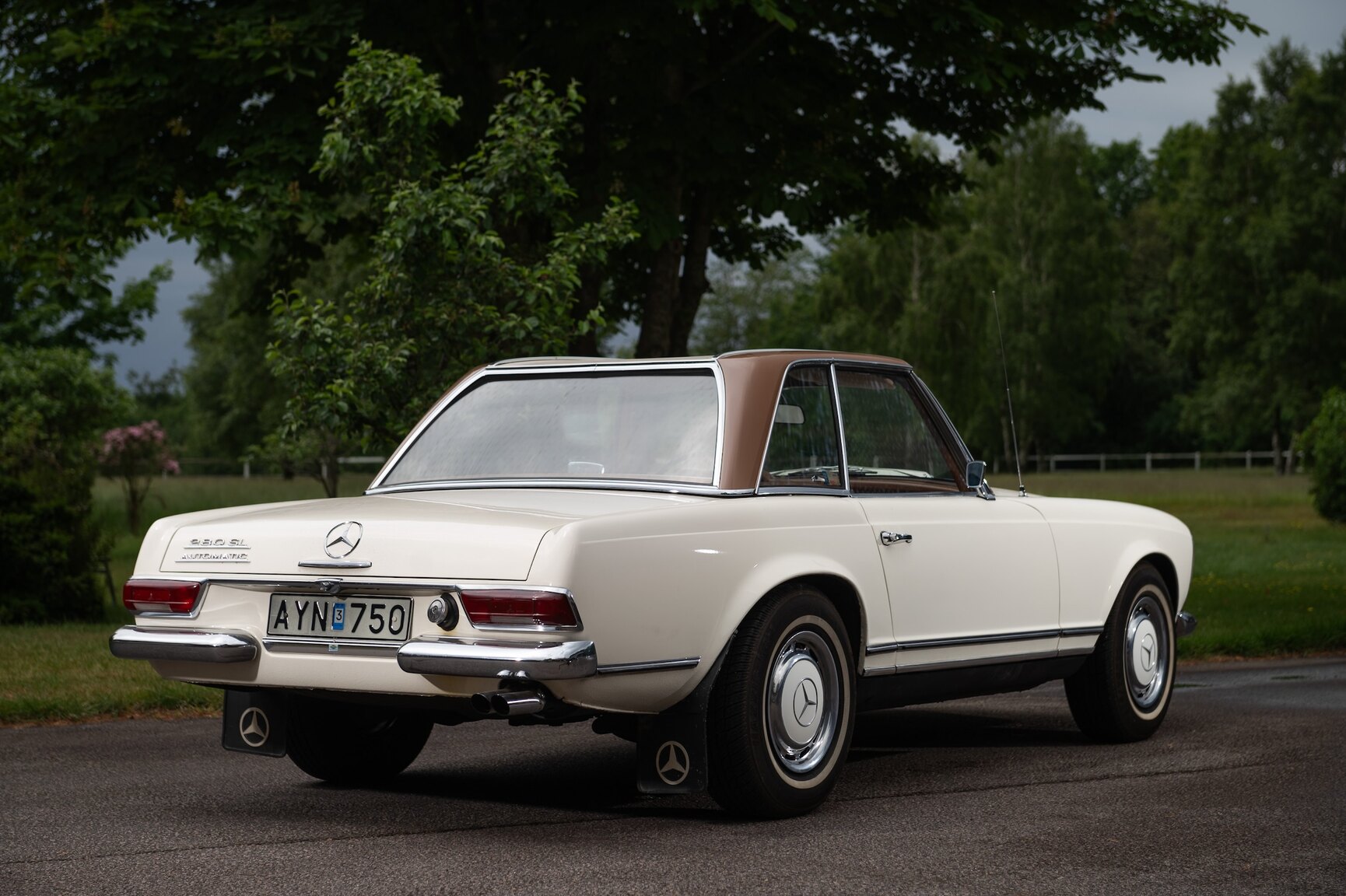 Aussenfoto 1968 Mercedes-Benz 280 SL Pagoda (24)