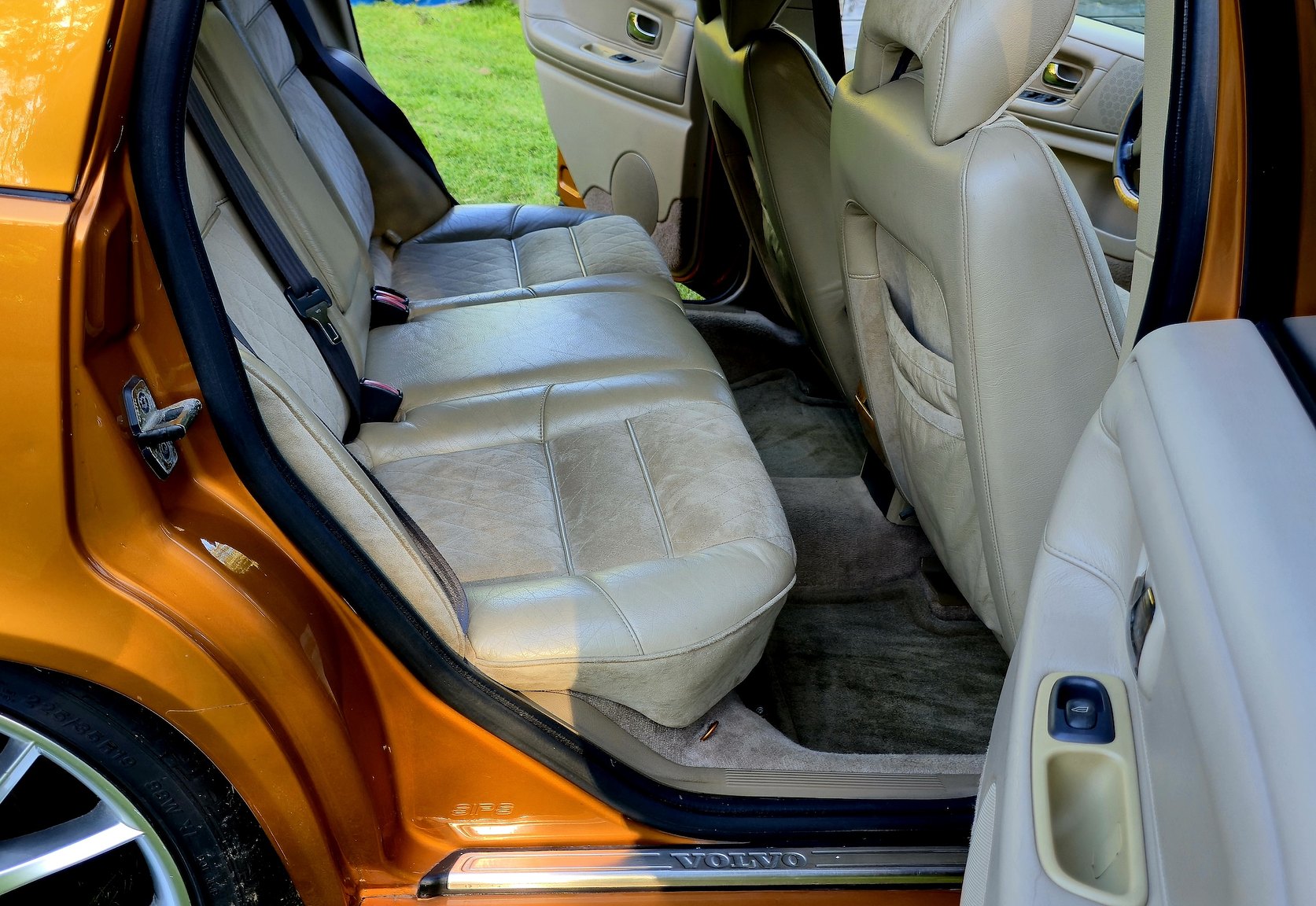 Interior image of 1998 Volvo V70 R 2.3 T Automatisk