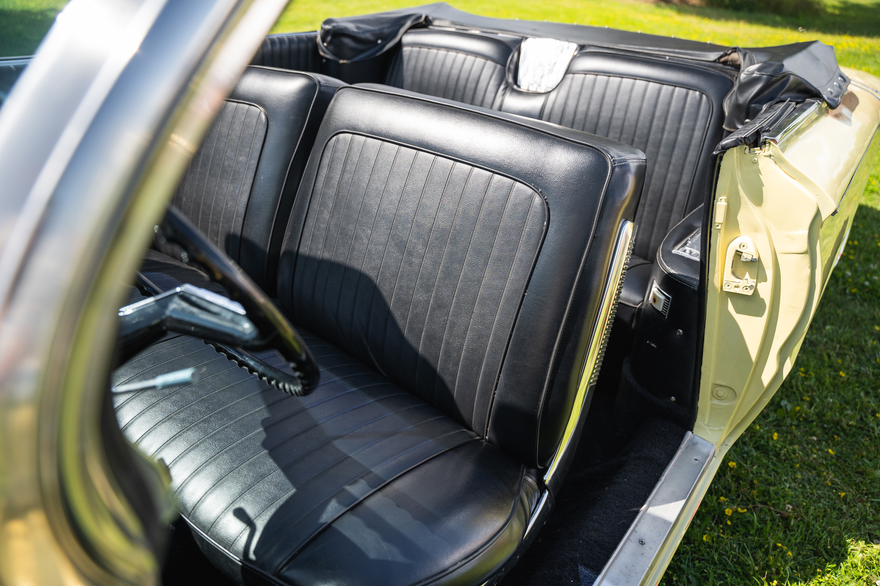 Innenraumfoto von 1961 Buick Electra 225 cab