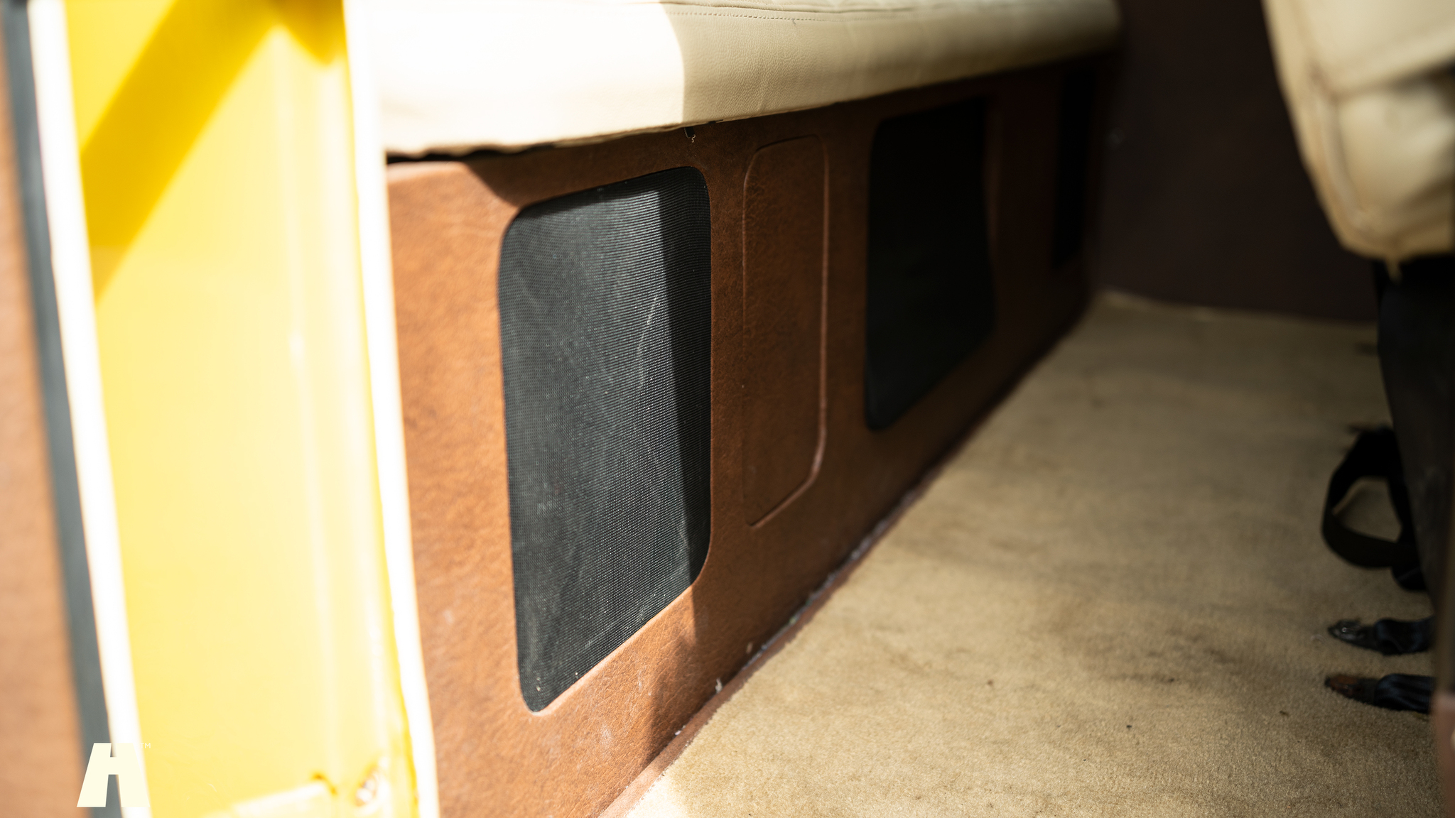 Interiörbild 1974 Volkswagen T1 Split Window  