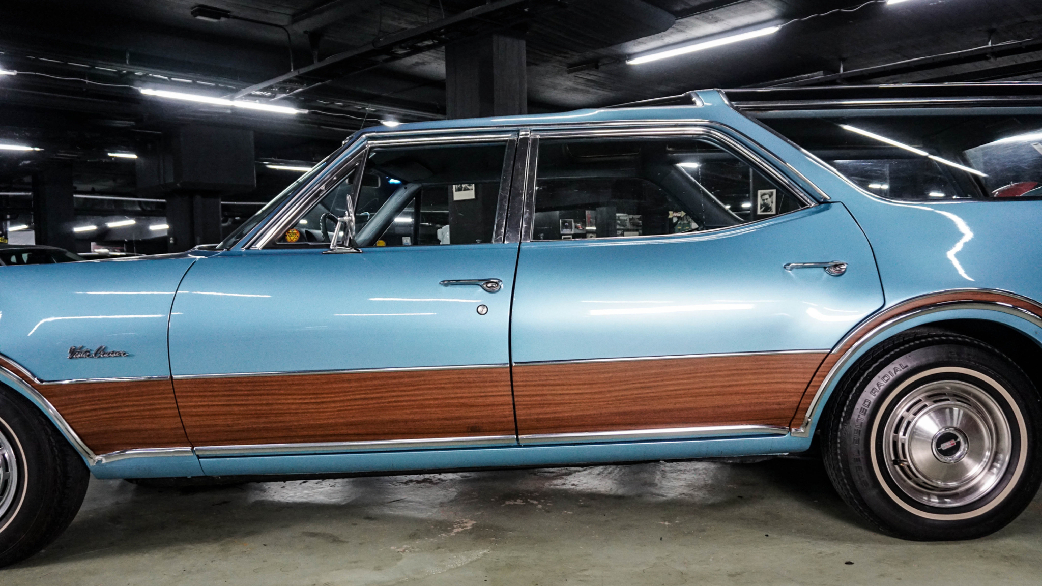 Exteriörbild på 1968 Oldsmobile Vista Cruiser