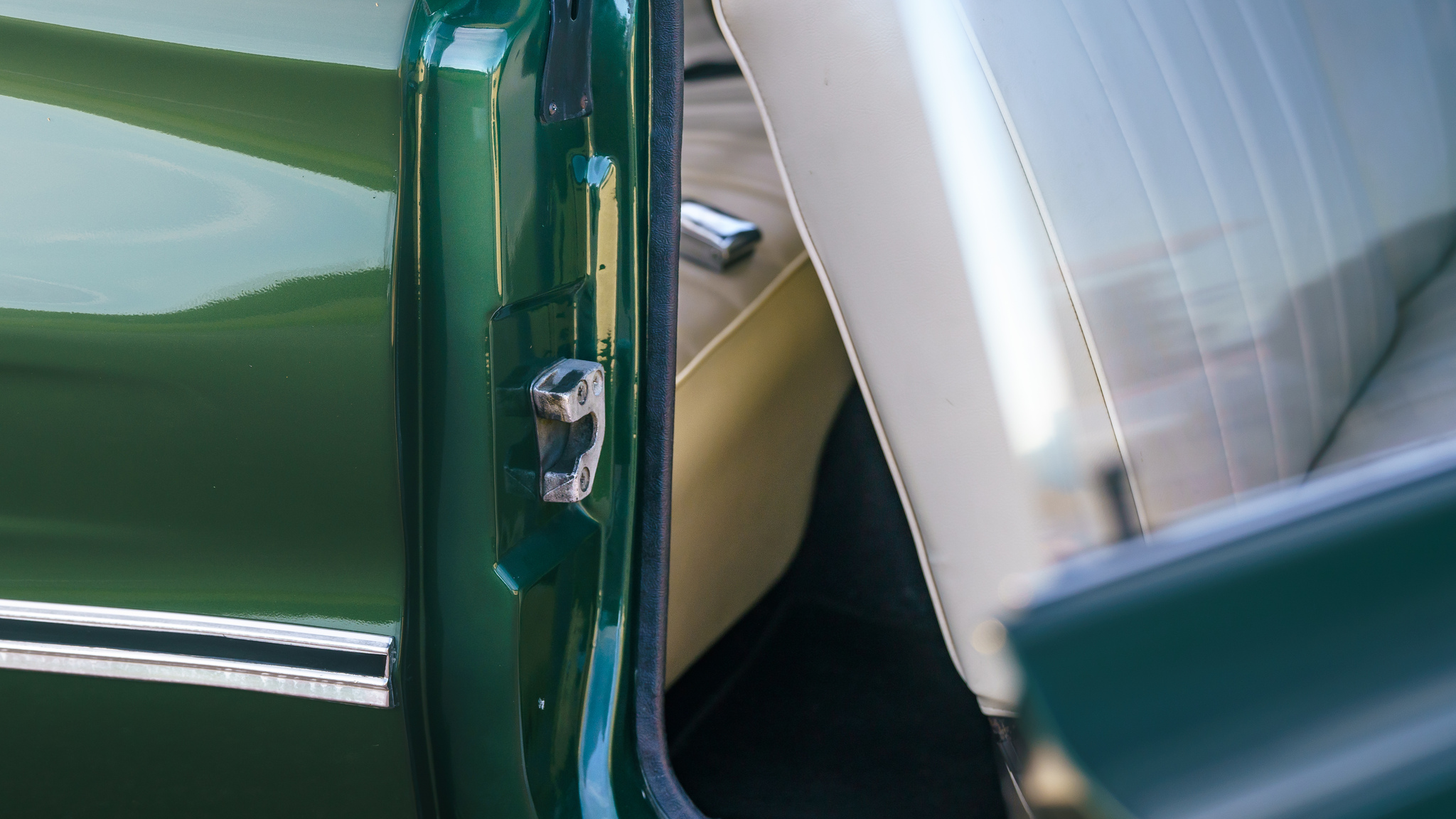Interior image of 1967 Dodge Coronet 440 (24)