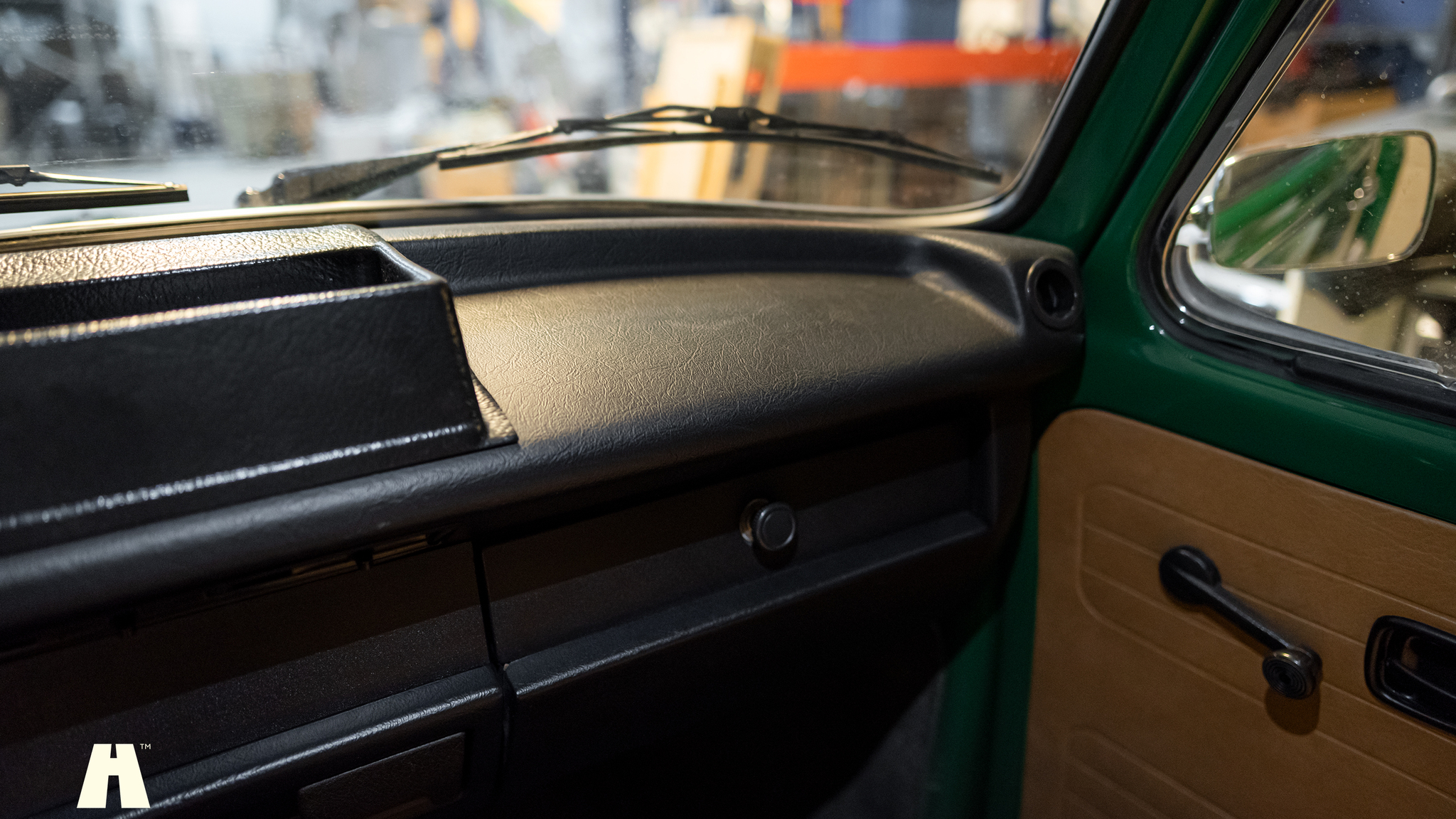 Innenraumfoto von 1973 Volkswagen Beetle 1303 S