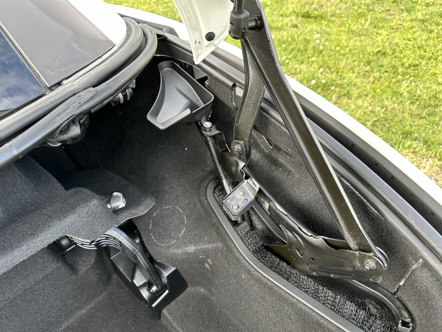 Interior image of 2012 Mercedes-Benz SLK 350