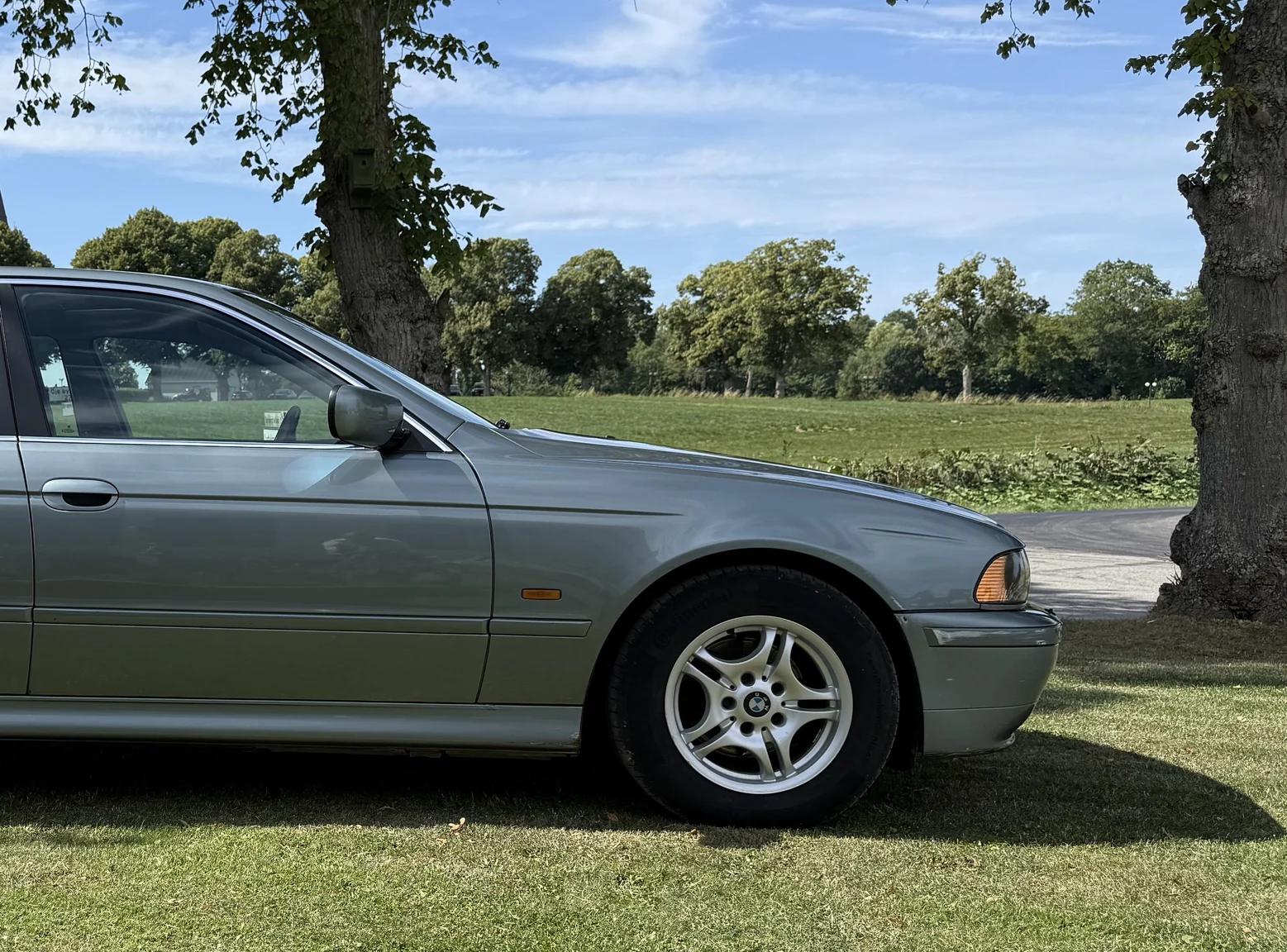 Aussenfoto 2003 BMW 525d Sedan (4)