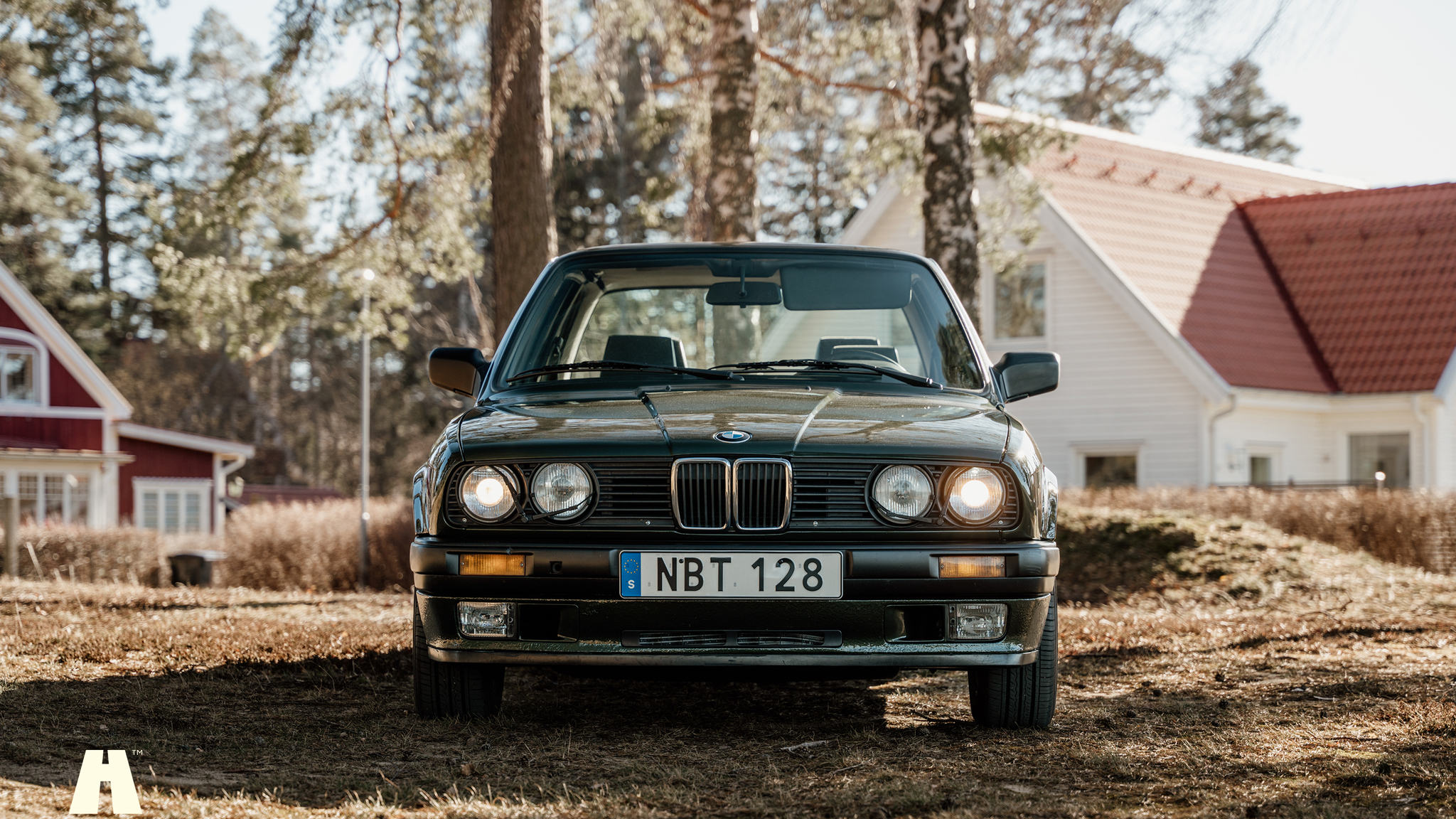 Exteriörbild på 1988 BMW 325 Coupé (2)