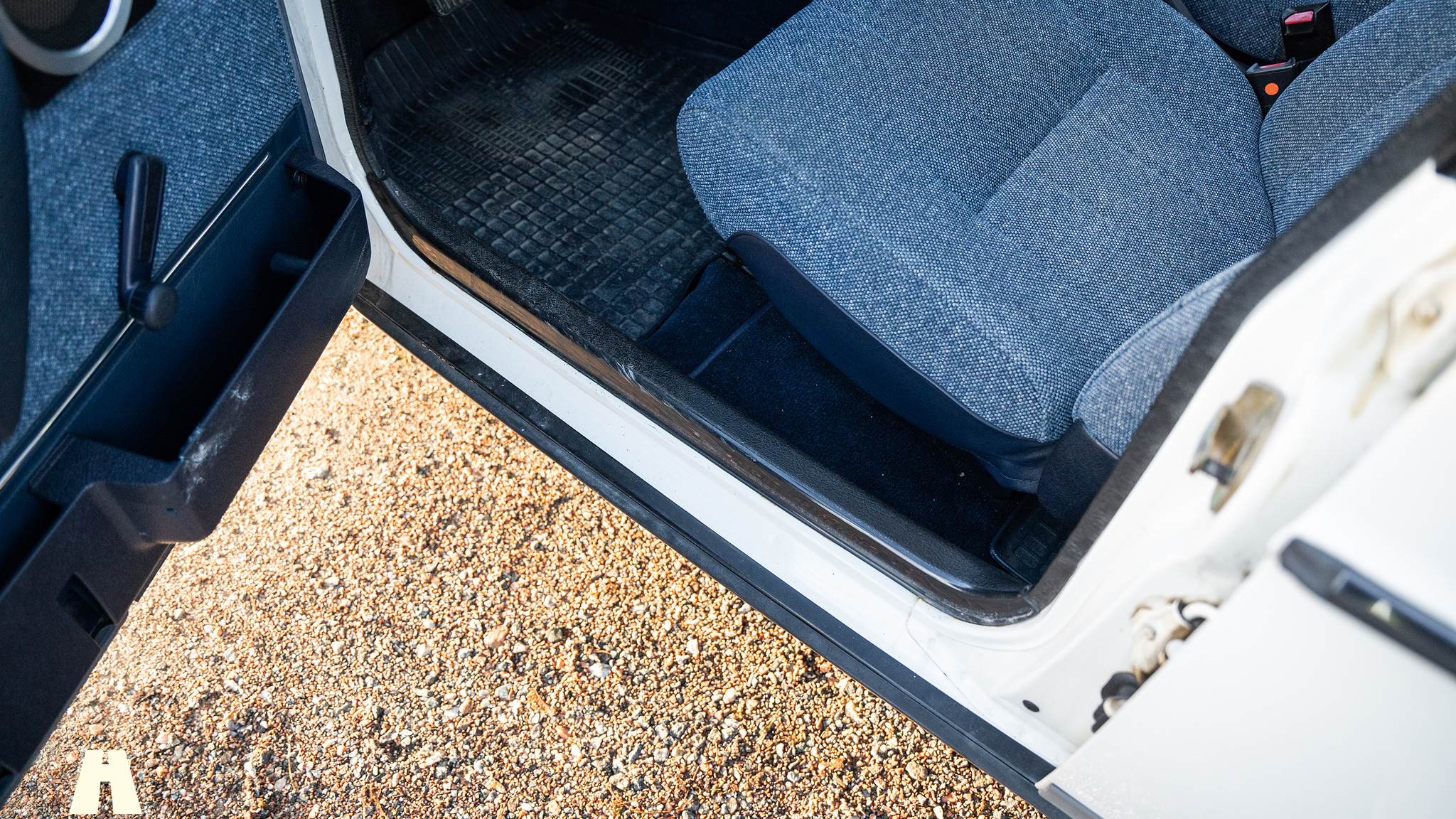 Innenraumfoto von 1988 Volvo 240 GL