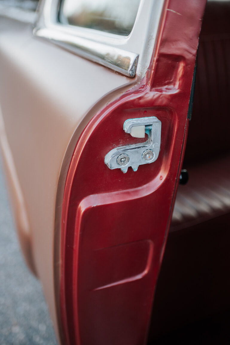 Interior image of 1953 Ford Mainliner Custom
