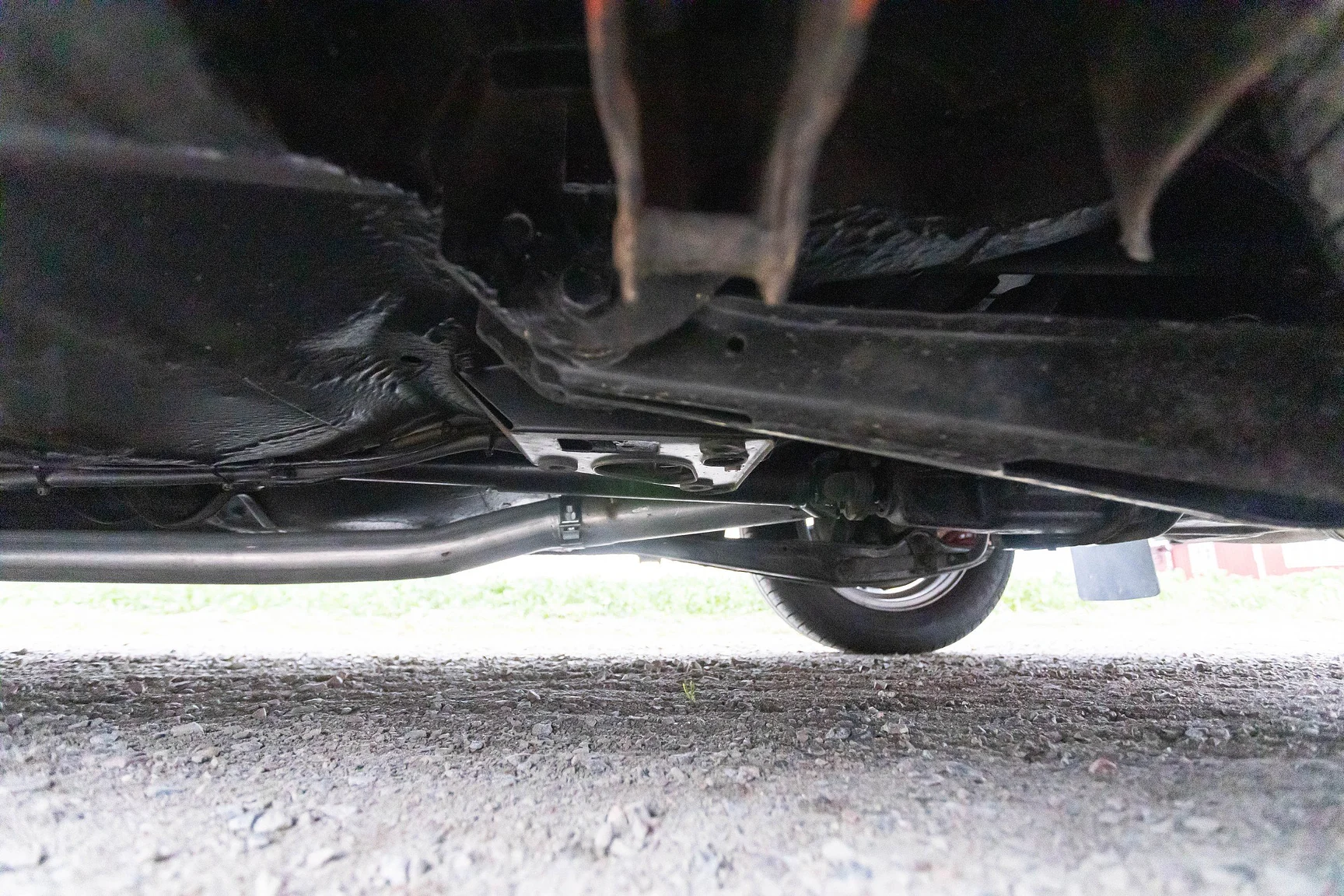 Image of 1984 Volvo 244 Turbo mechanics (14)