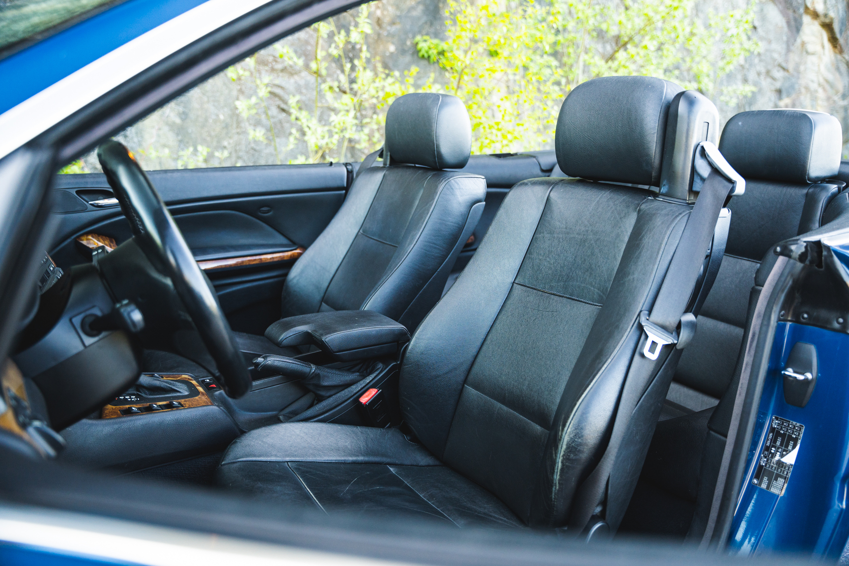 Innenraumfoto von 2001 BMW E46 325 Cabriolet (4)