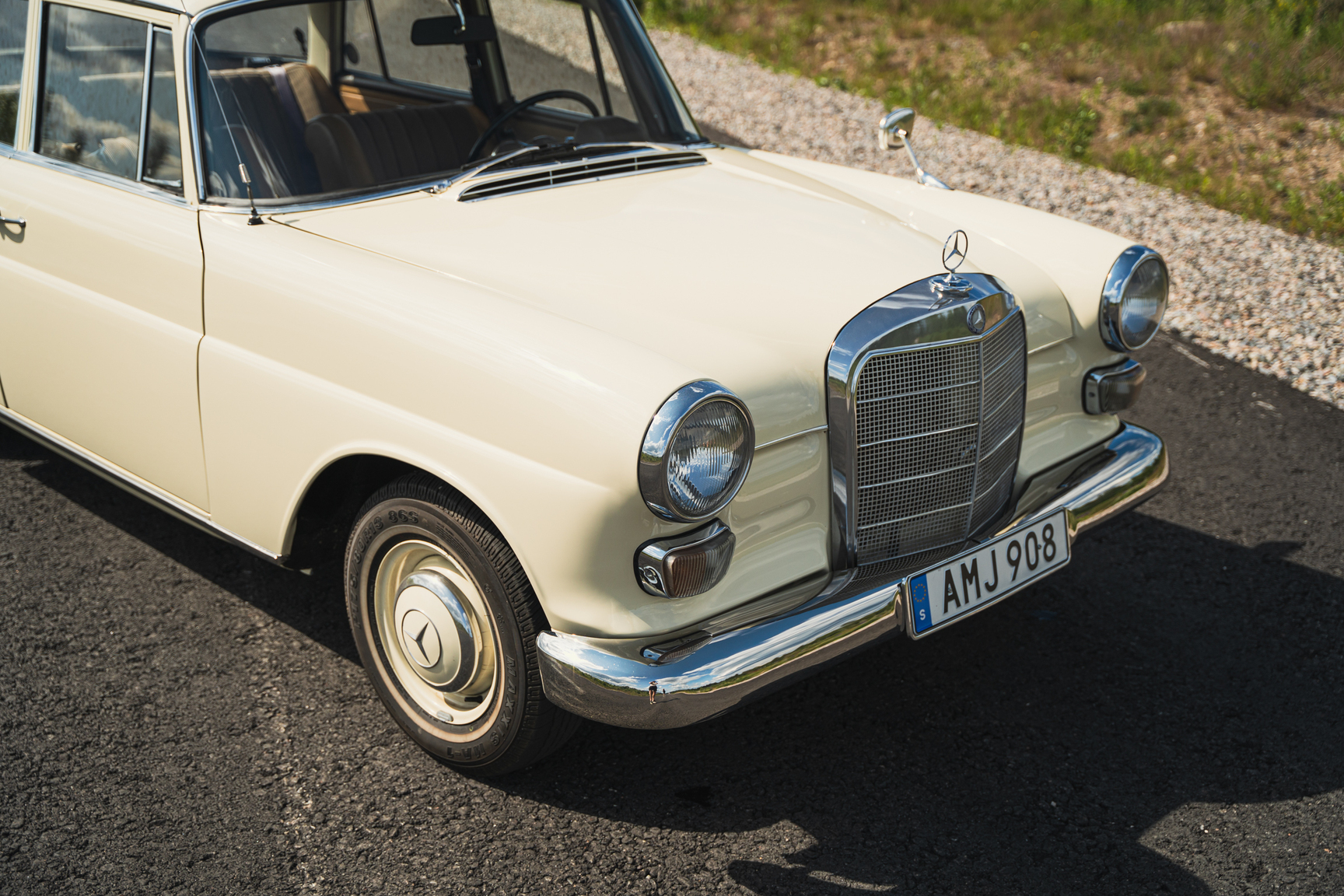 Exterior image of 1966 Mercedes-Benz 200 D "Heckflosse"