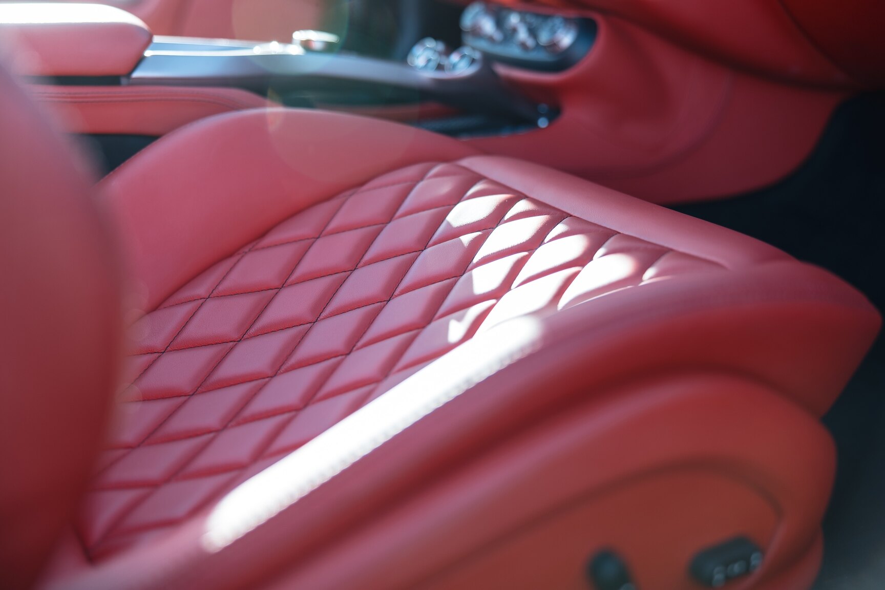 Interior image of 2011 Ferrari California 