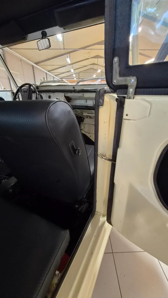 Interior image of 1973 Volkswagen Type 181 (26)