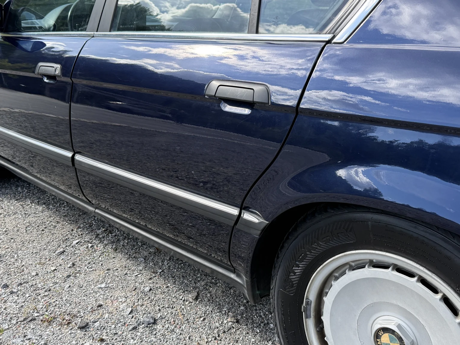 Aussenfoto 1990 BMW 750i (76)