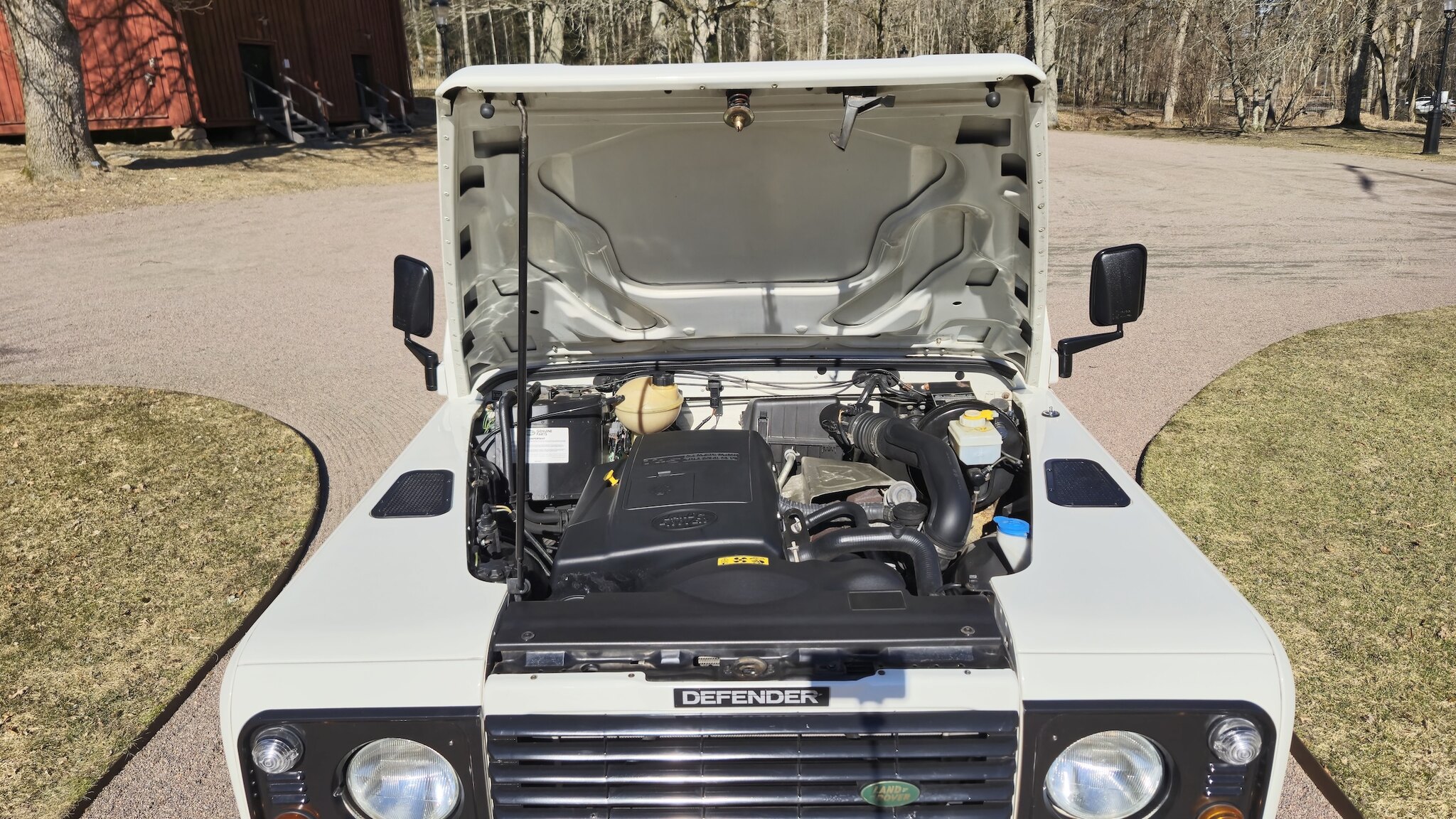 Image of 1999 Land Rover Defender Single Cab Pickup mechanics