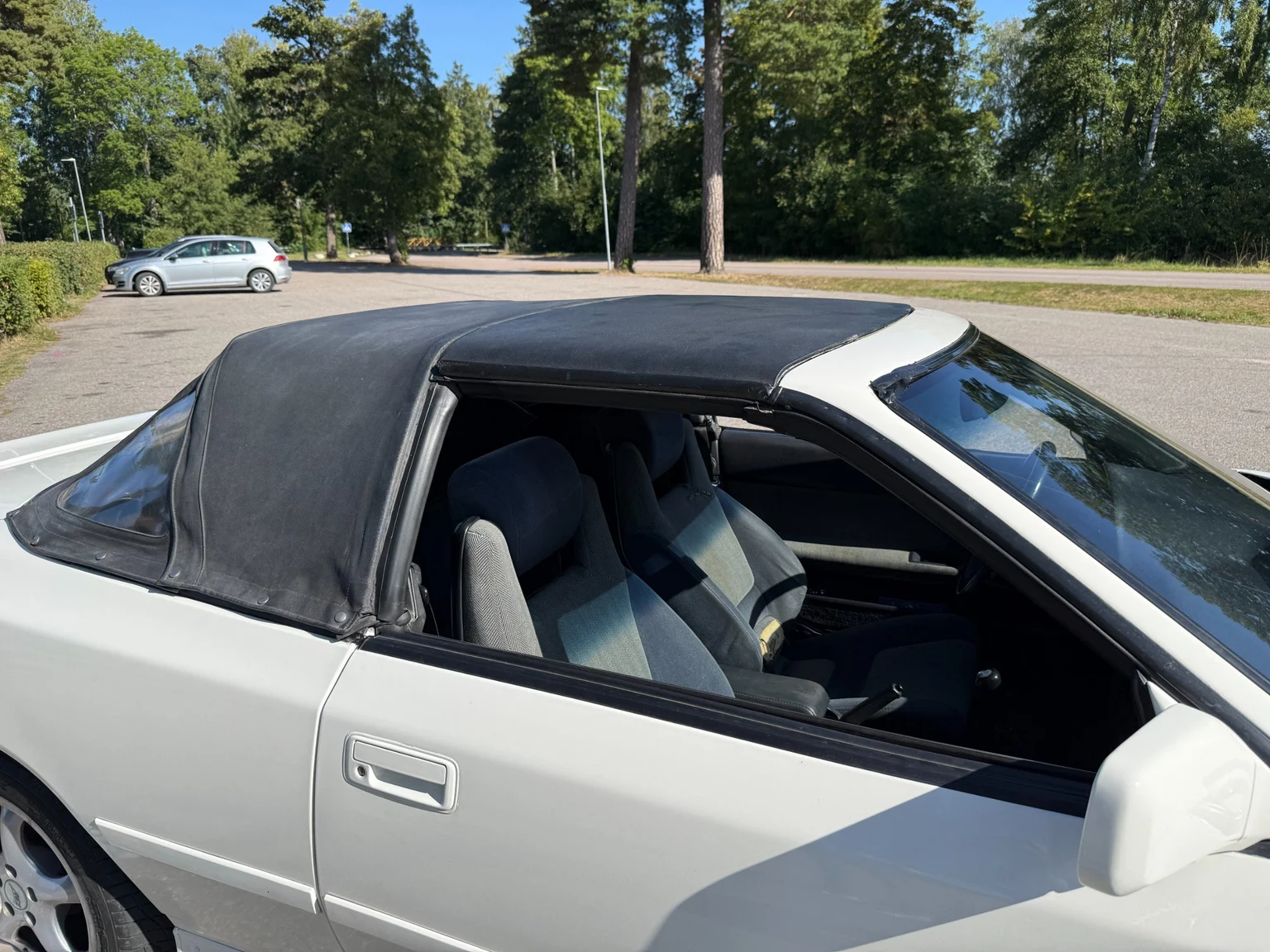 Exteriörbild på 1988 Toyota Celica Cabriolet (16)
