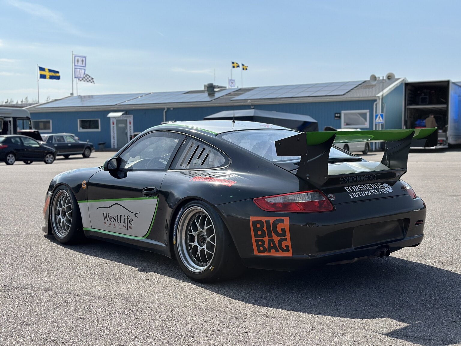Exterior image of 2007 Porsche 911 GT3 CUP