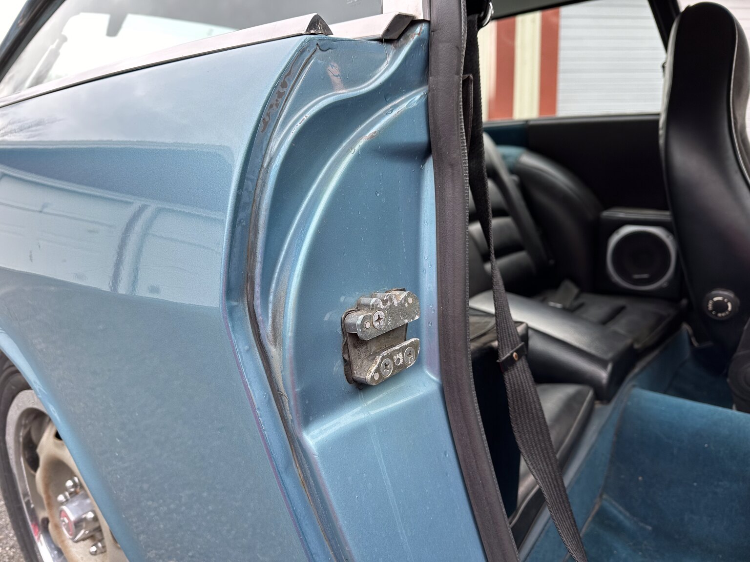 Exterior image of 1972 Volvo 1800 ES