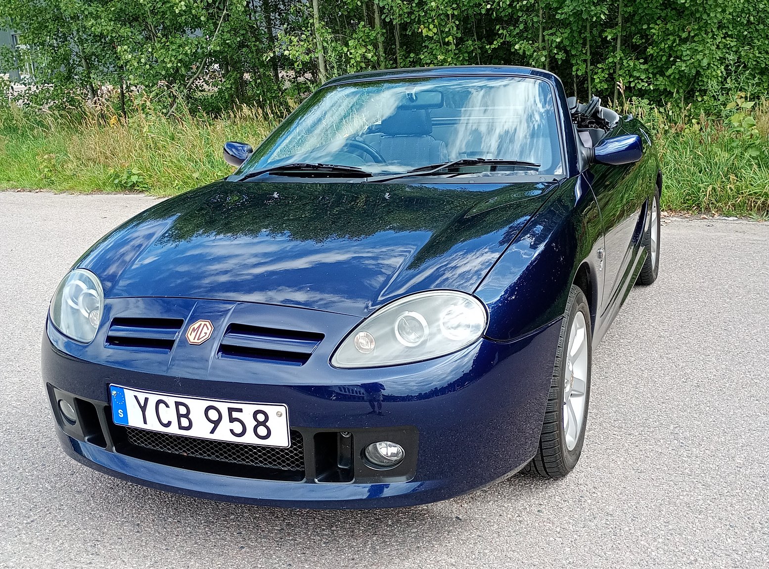 Exteriörbild på 2003 MG TF 135 1.8