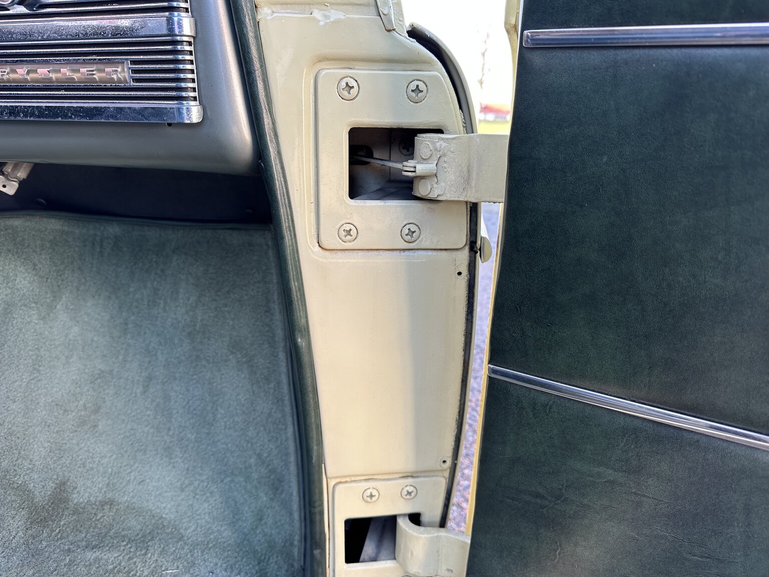 Innenraumfoto von 1950 Chrysler Windsor Convertible (29)