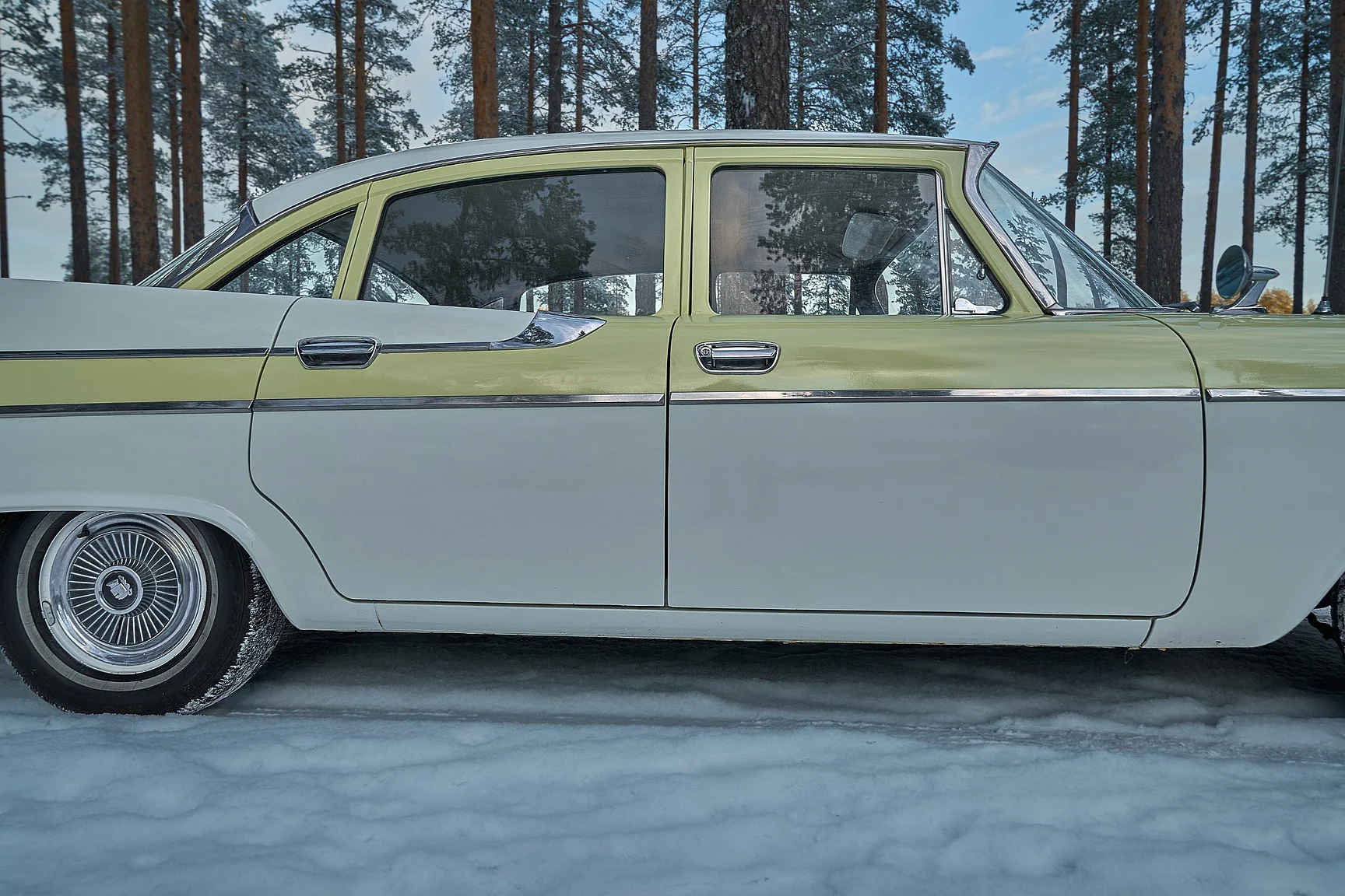 Exterior image of 1957 Dodge Royal (27)