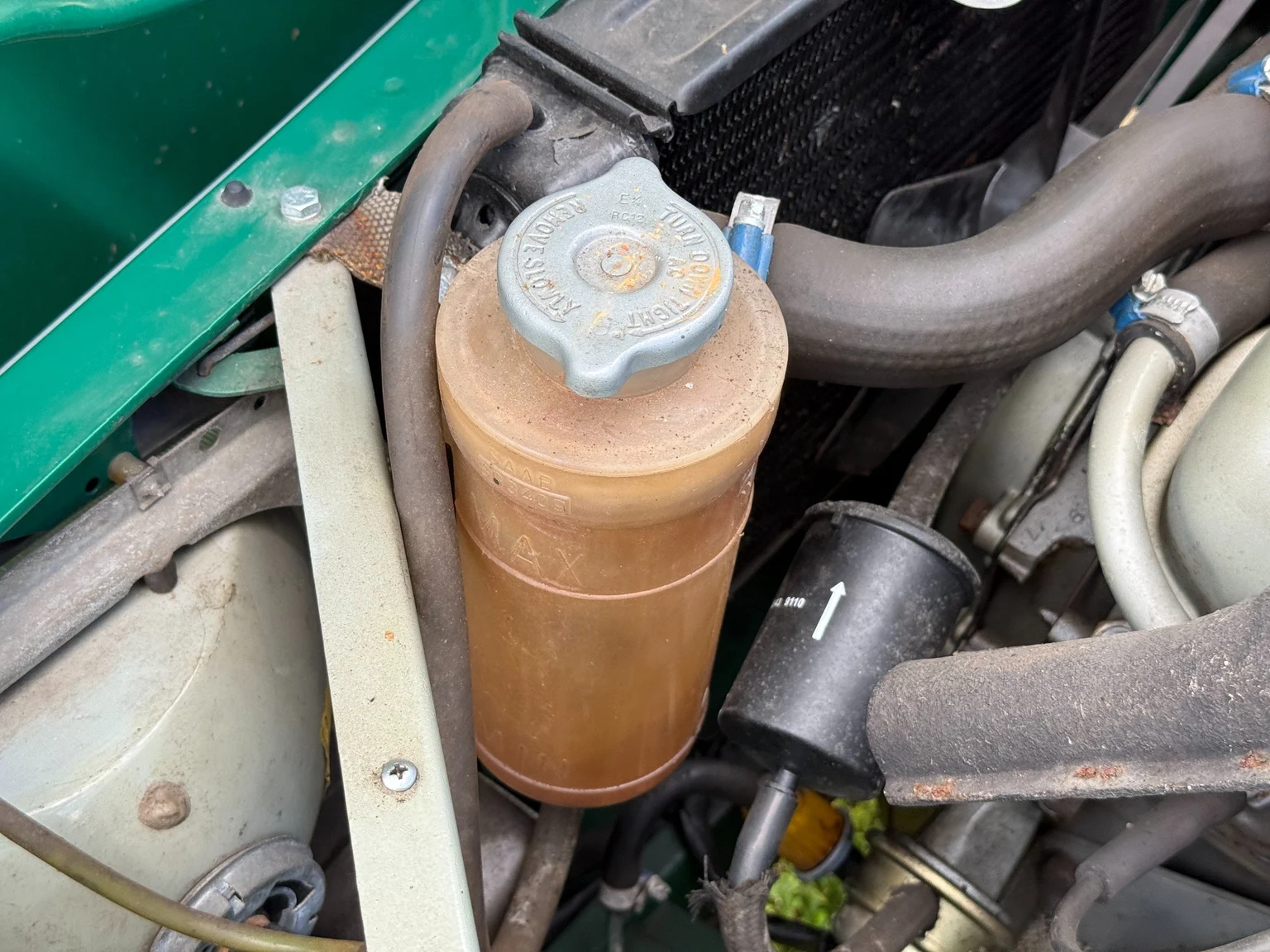 Image of 1975 Saab 95 V4 kombi - 7-sits (21) mechanics