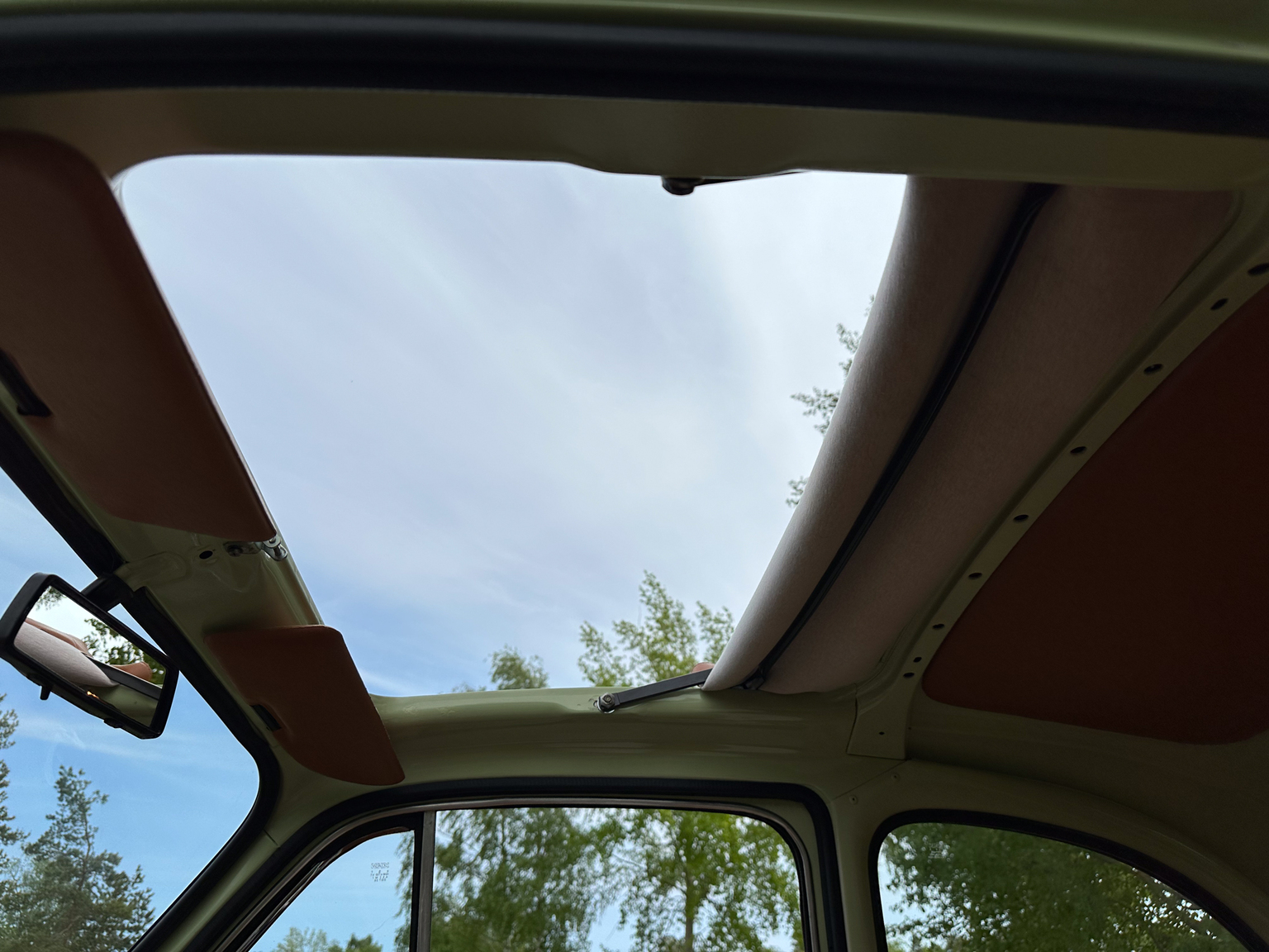 Interiörbild 1970 Fiat 500 Lusso