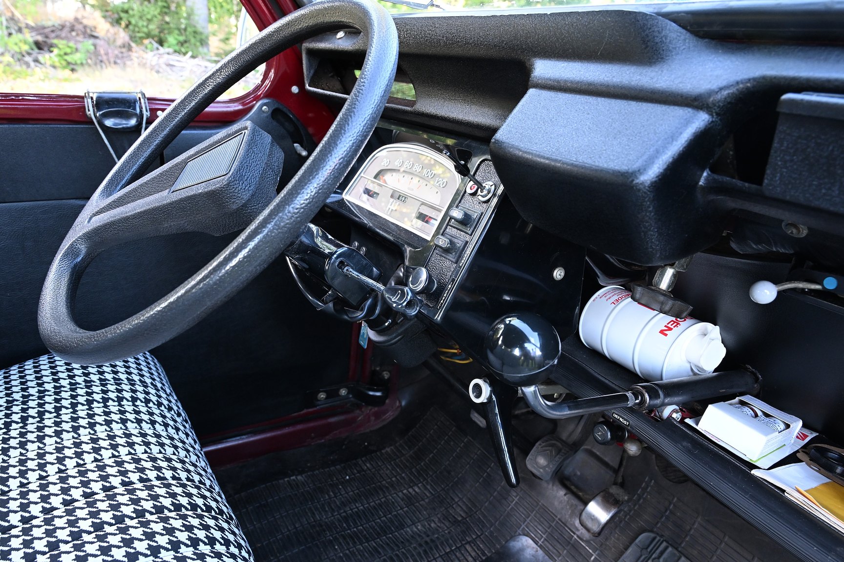 Interior image of 1981 Citroën 2CV Charleston