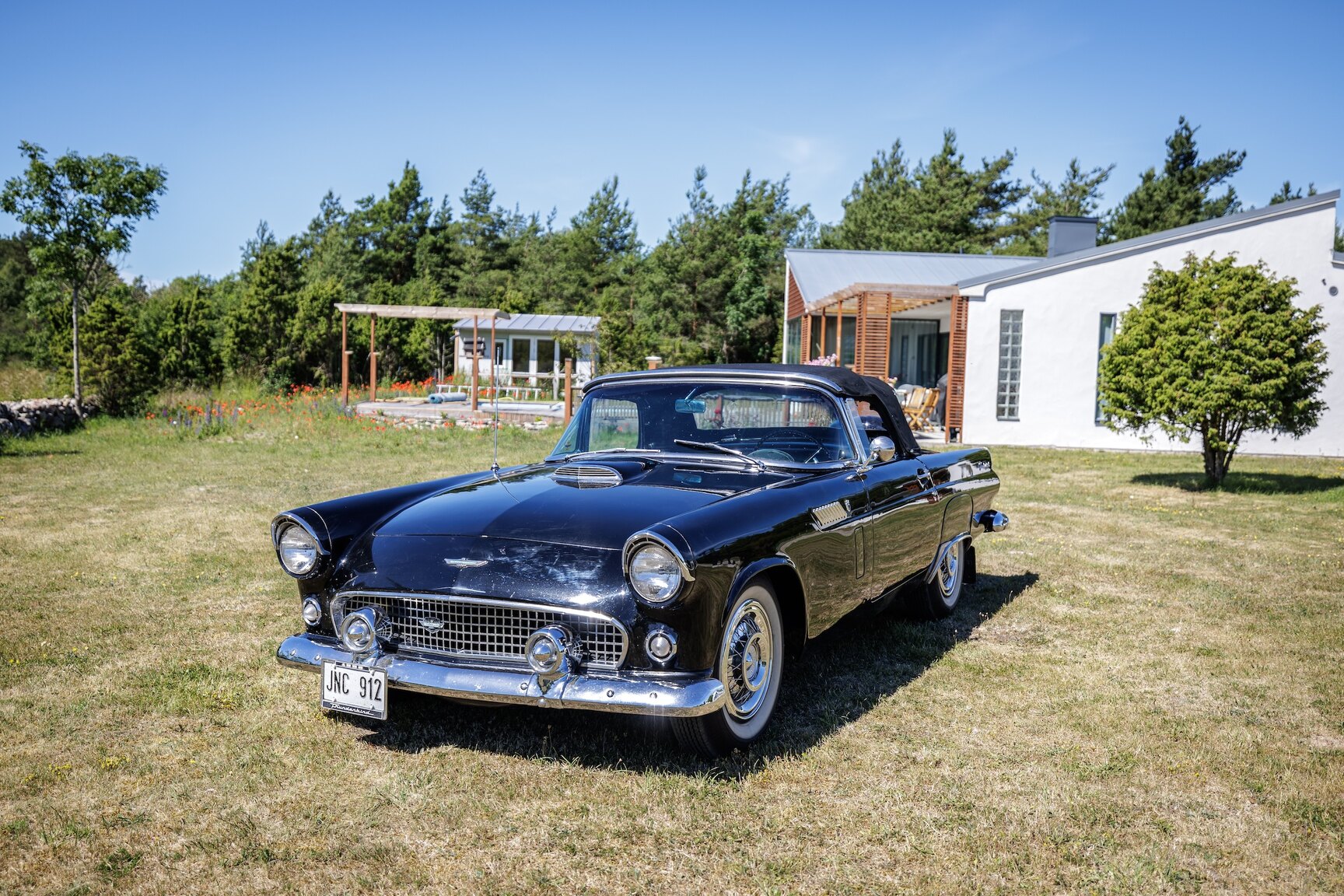 Aussenfoto 1956 Ford Thunderbird